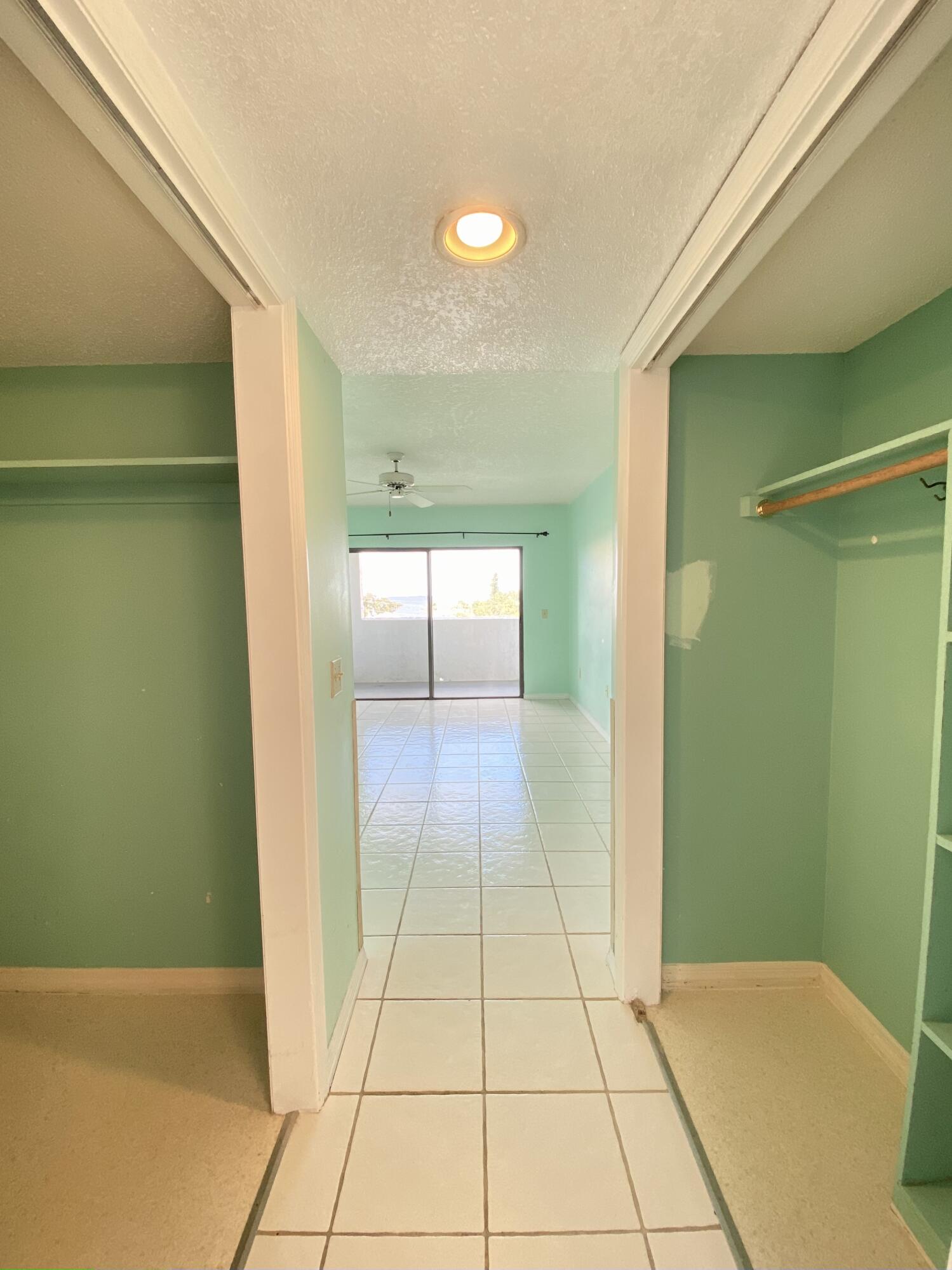 5011 Dixie Highway NE, 305a