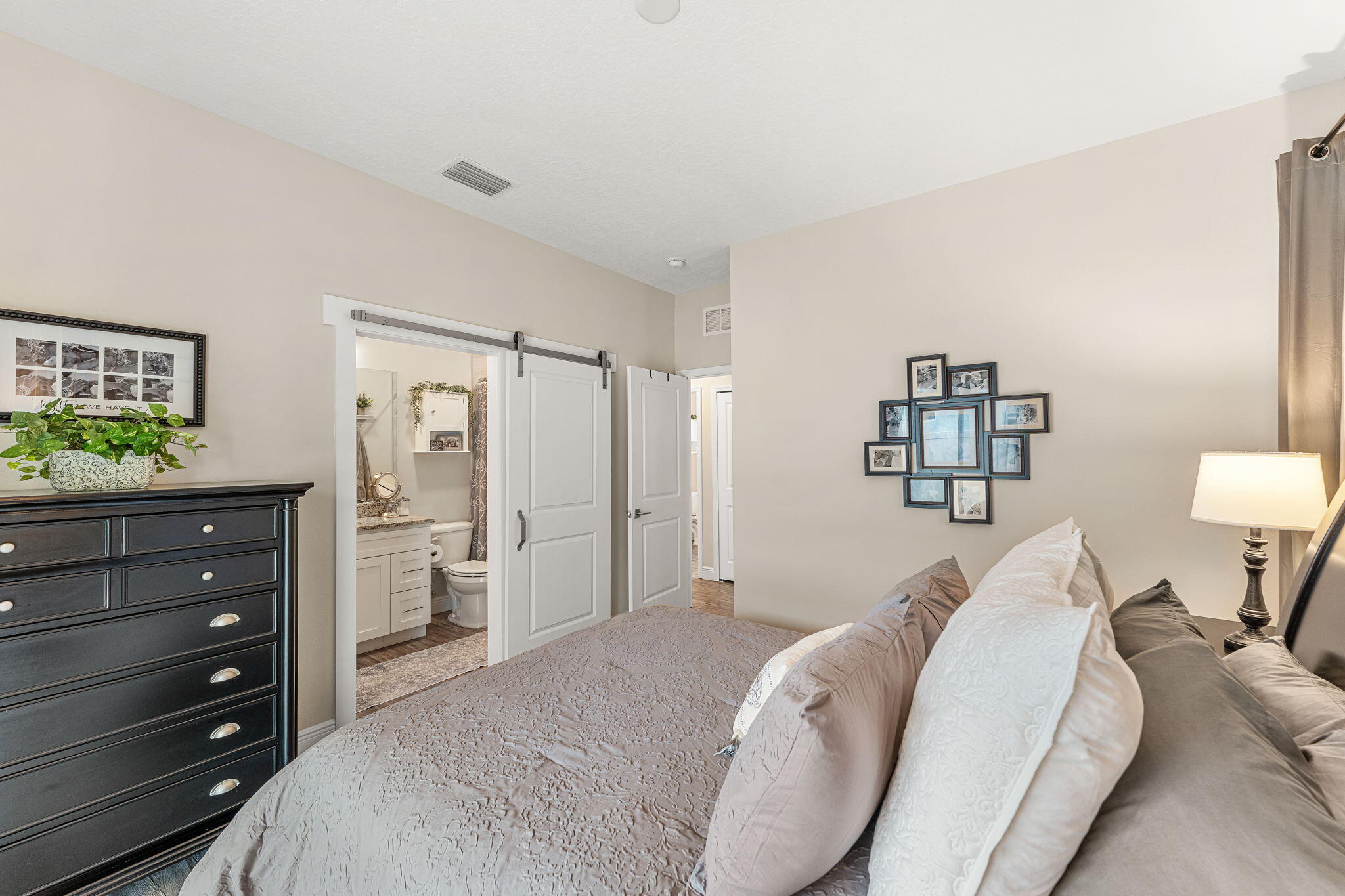 130 W Fee Avenue
