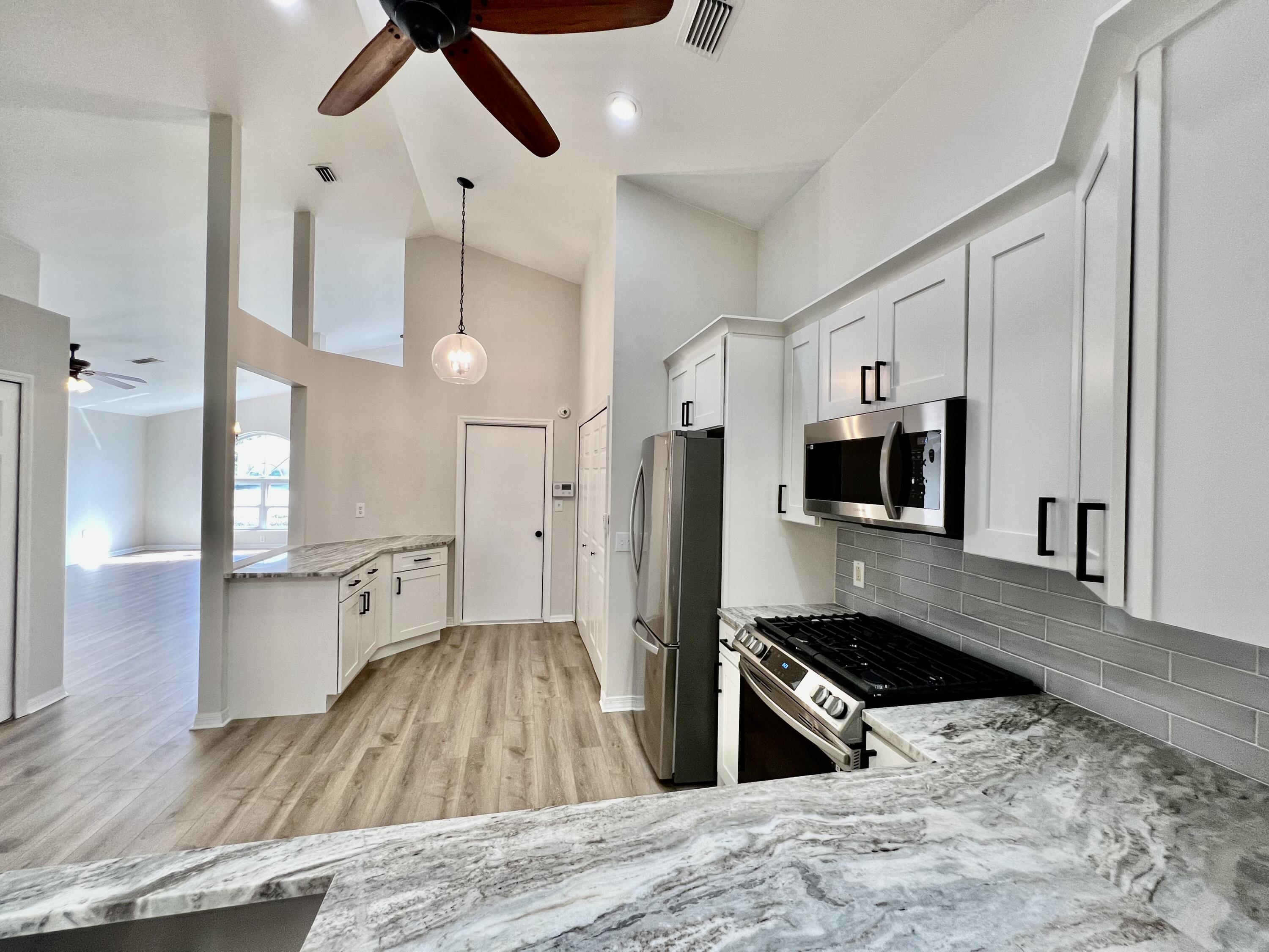 2530 Alicia Lane