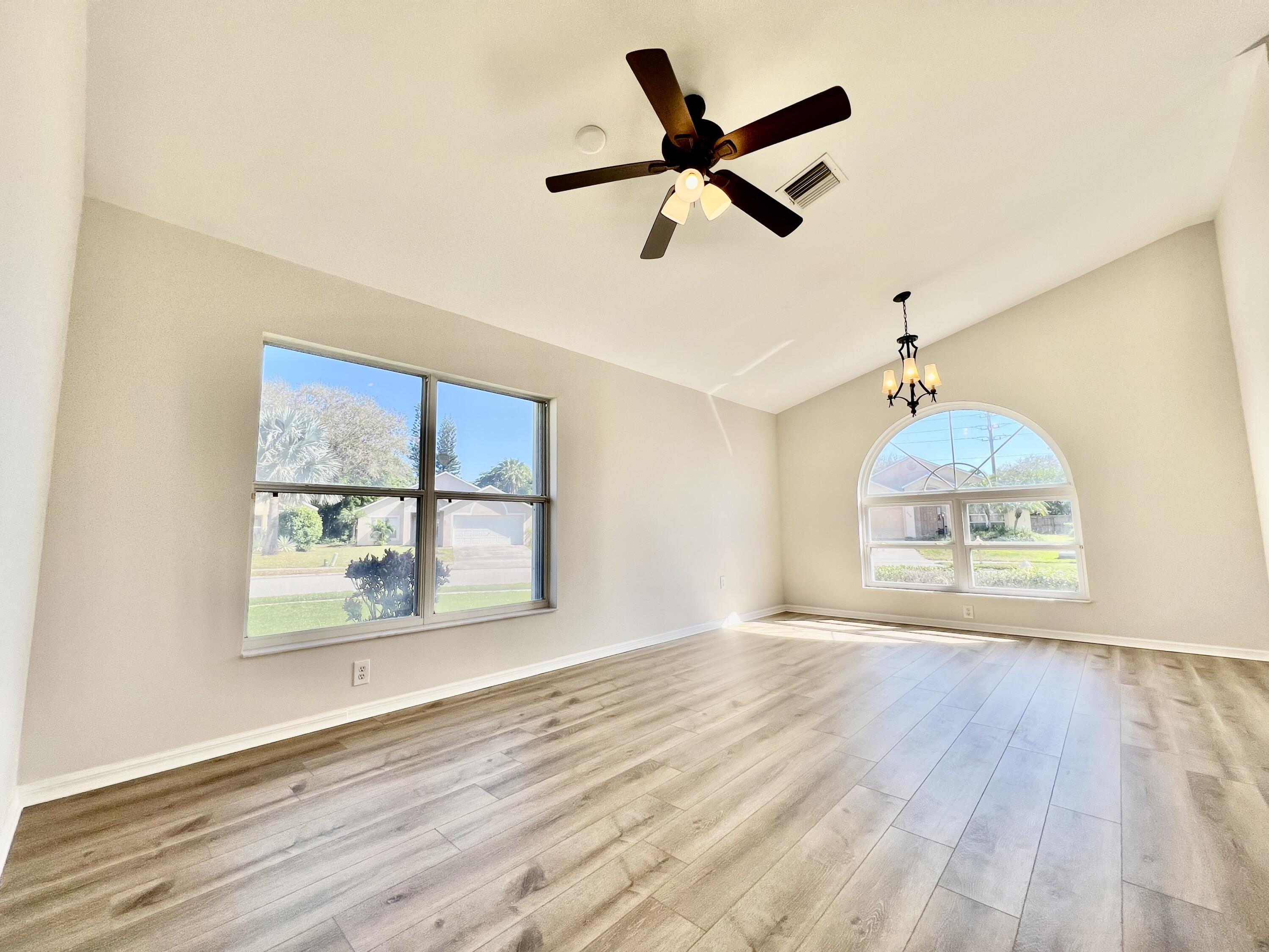 2530 Alicia Lane