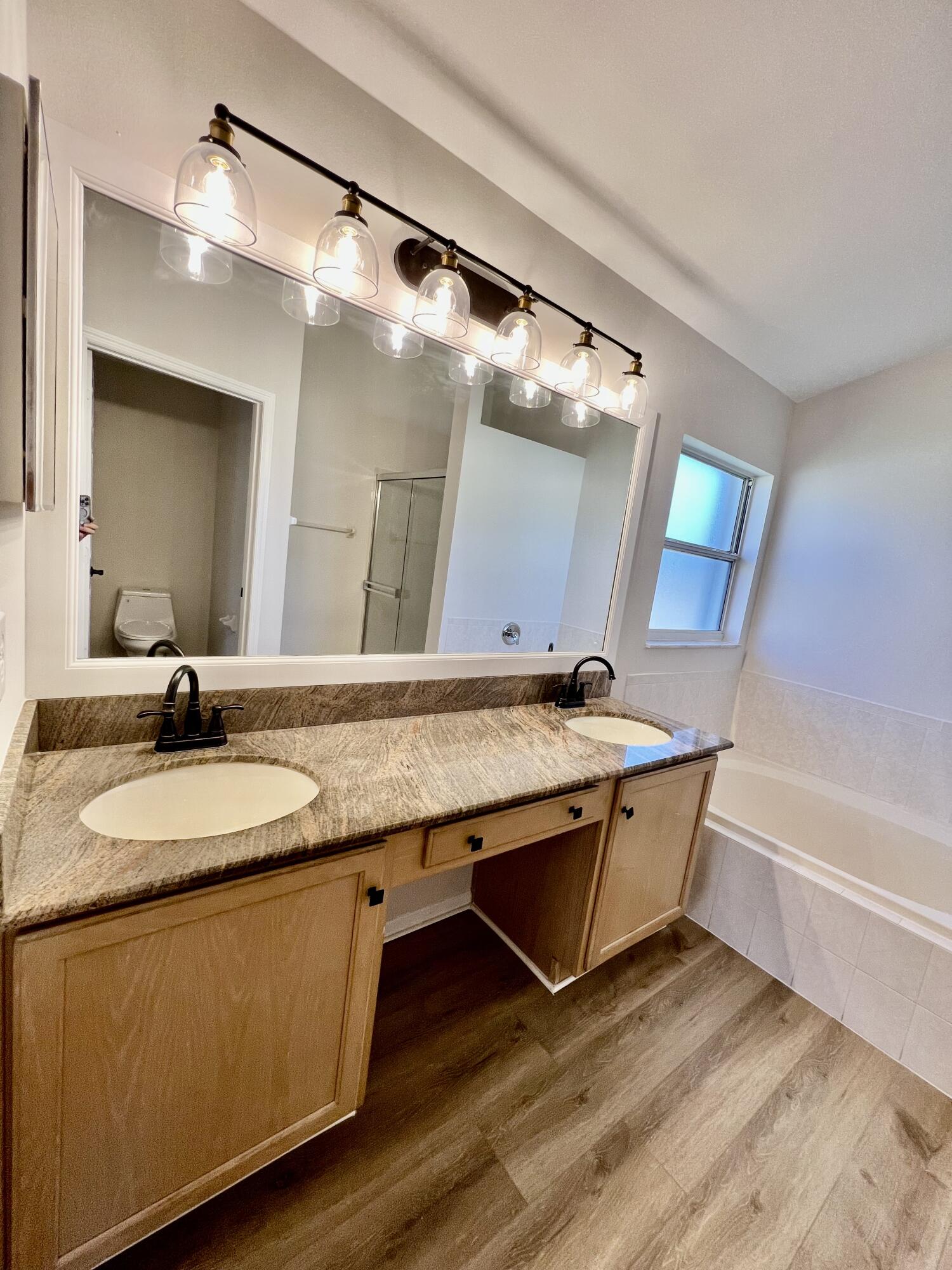 2530 Alicia Lane