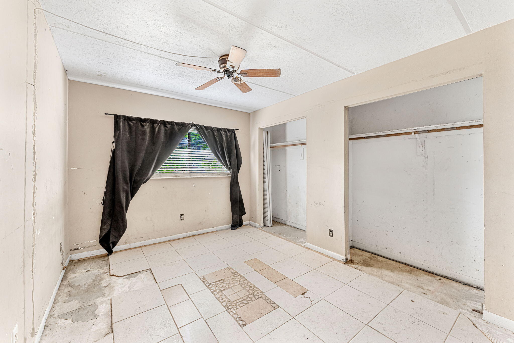 2748 Golf Lake Circle, 813