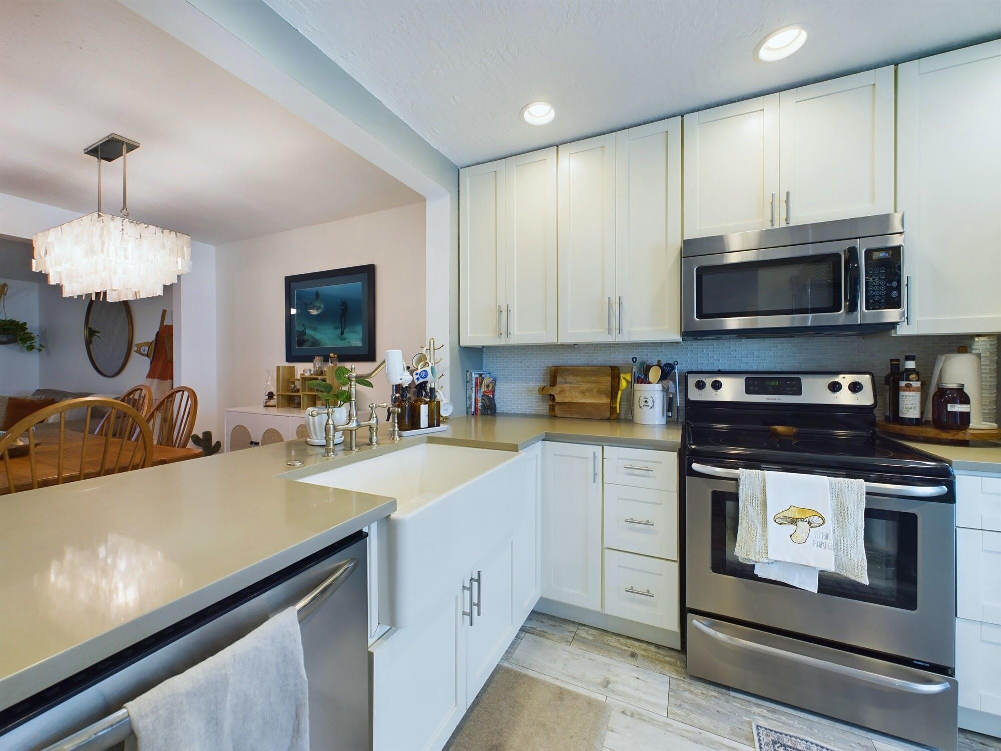 185 Palmetto Avenue, 40-6