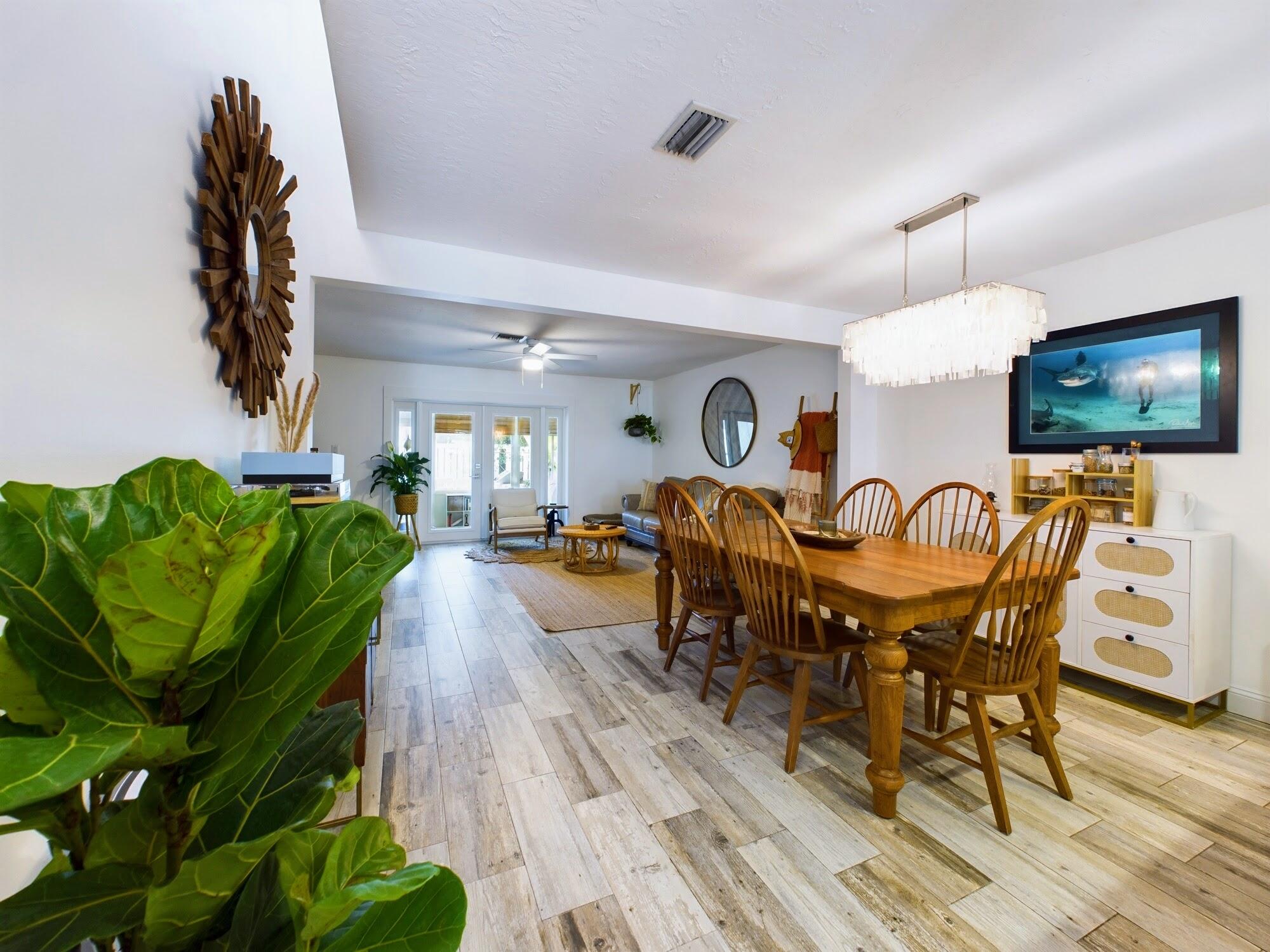 185 Palmetto Avenue, 40-6