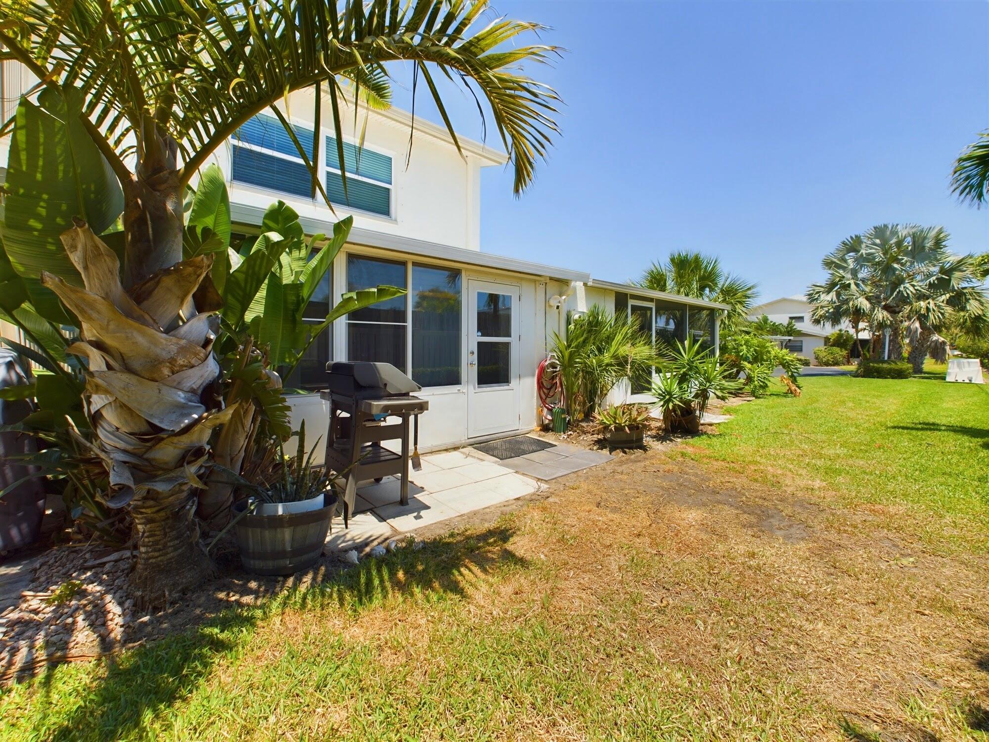 185 Palmetto Avenue, 40-6