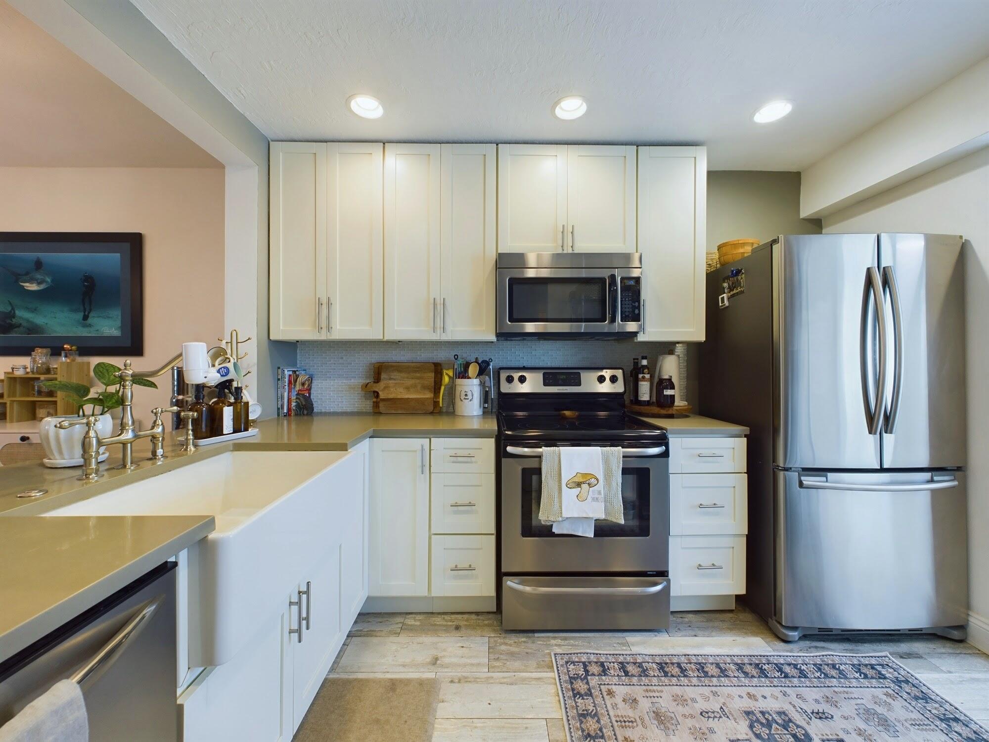 185 Palmetto Avenue, 40-6
