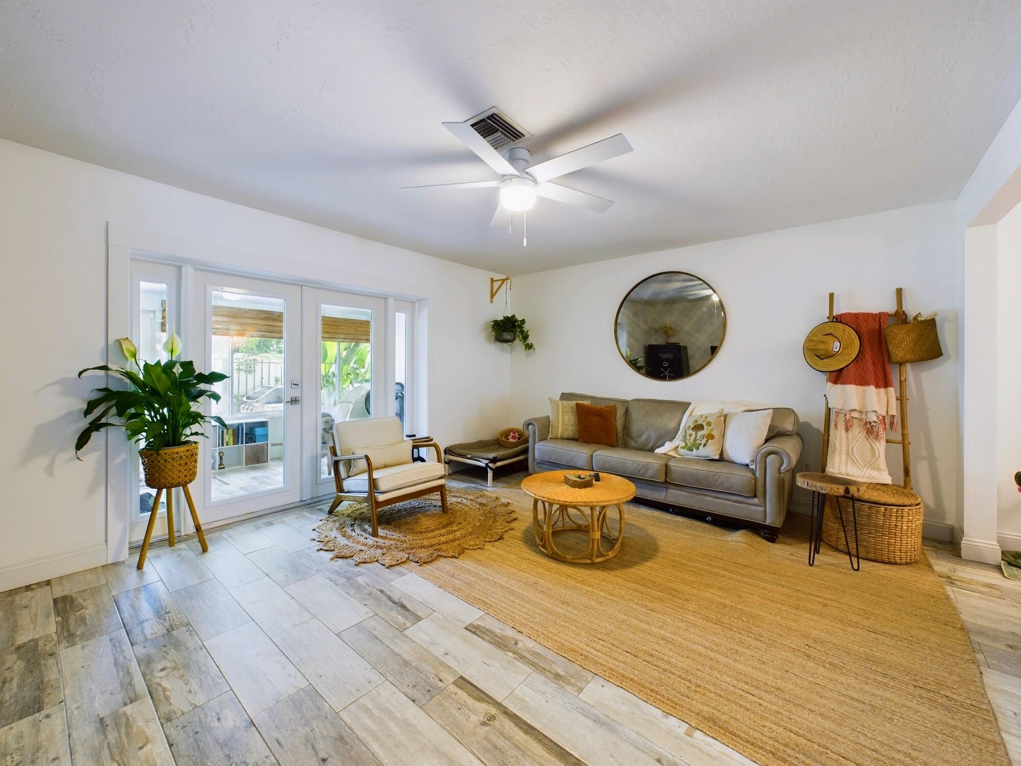 185 Palmetto Avenue, 40-6