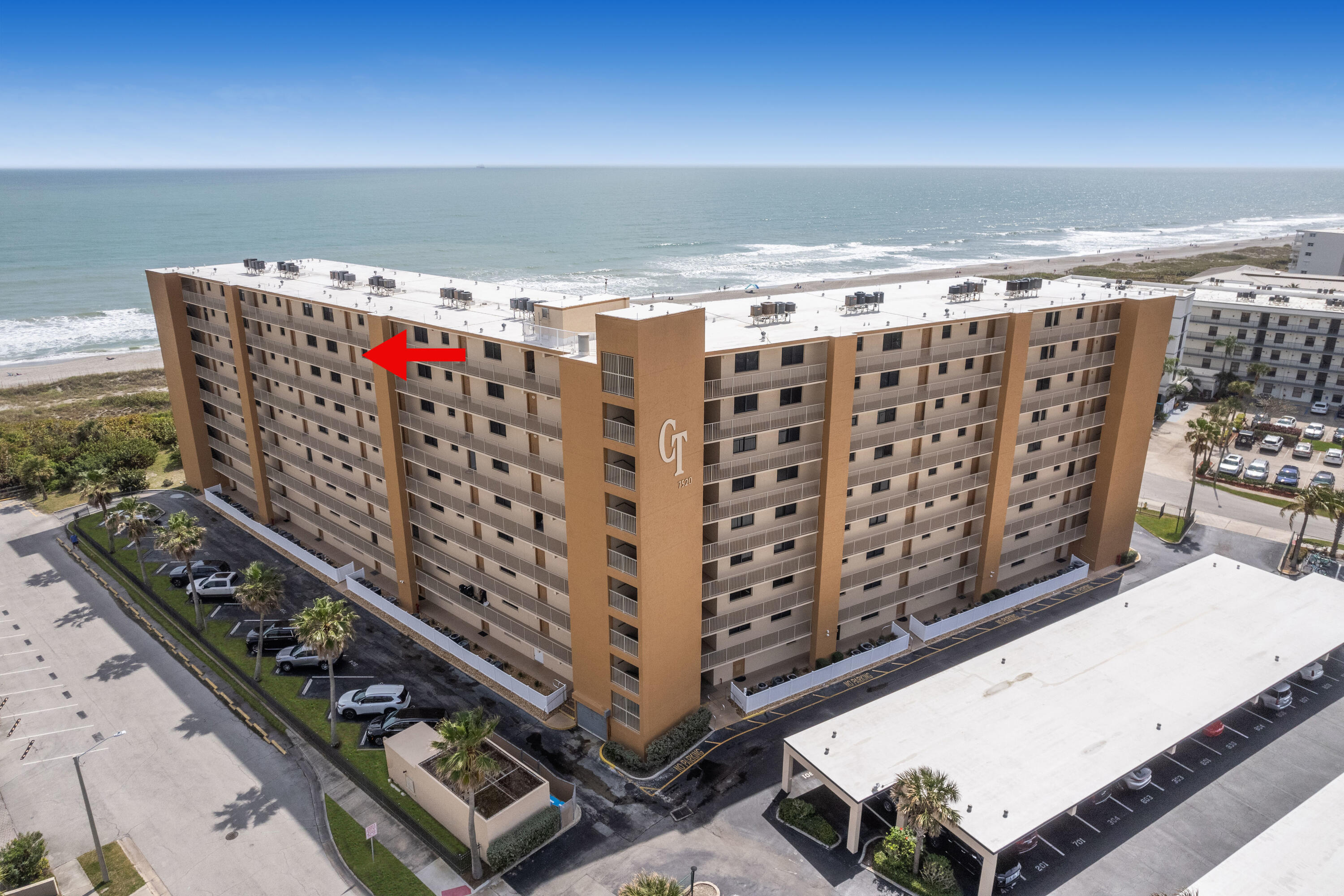 7520 Ridgewood Avenue, 804