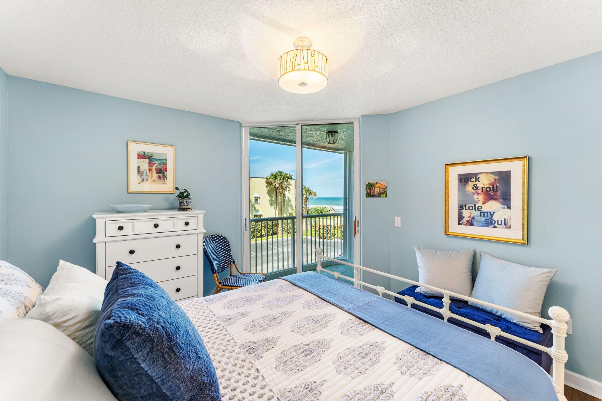 275 Highway A1a, 201