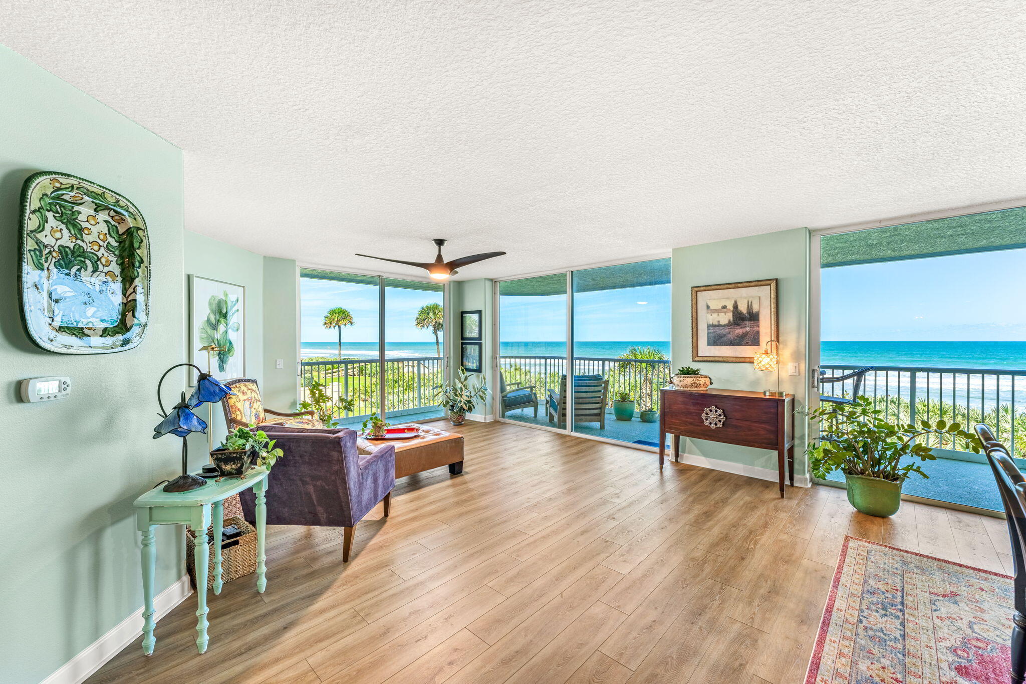 275 Highway A1a, 201