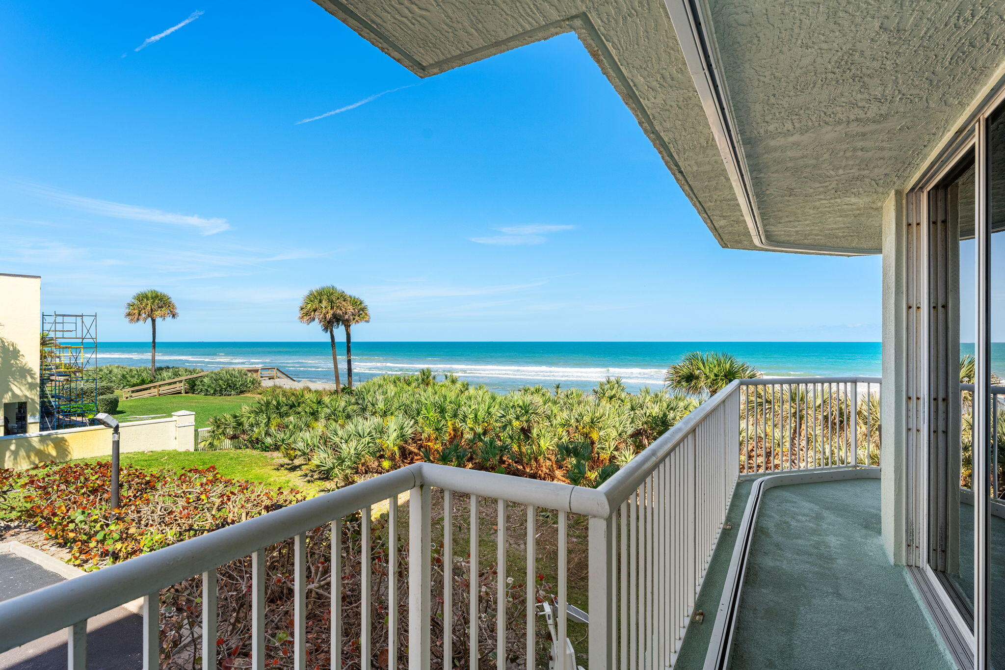 275 Highway A1a, 201