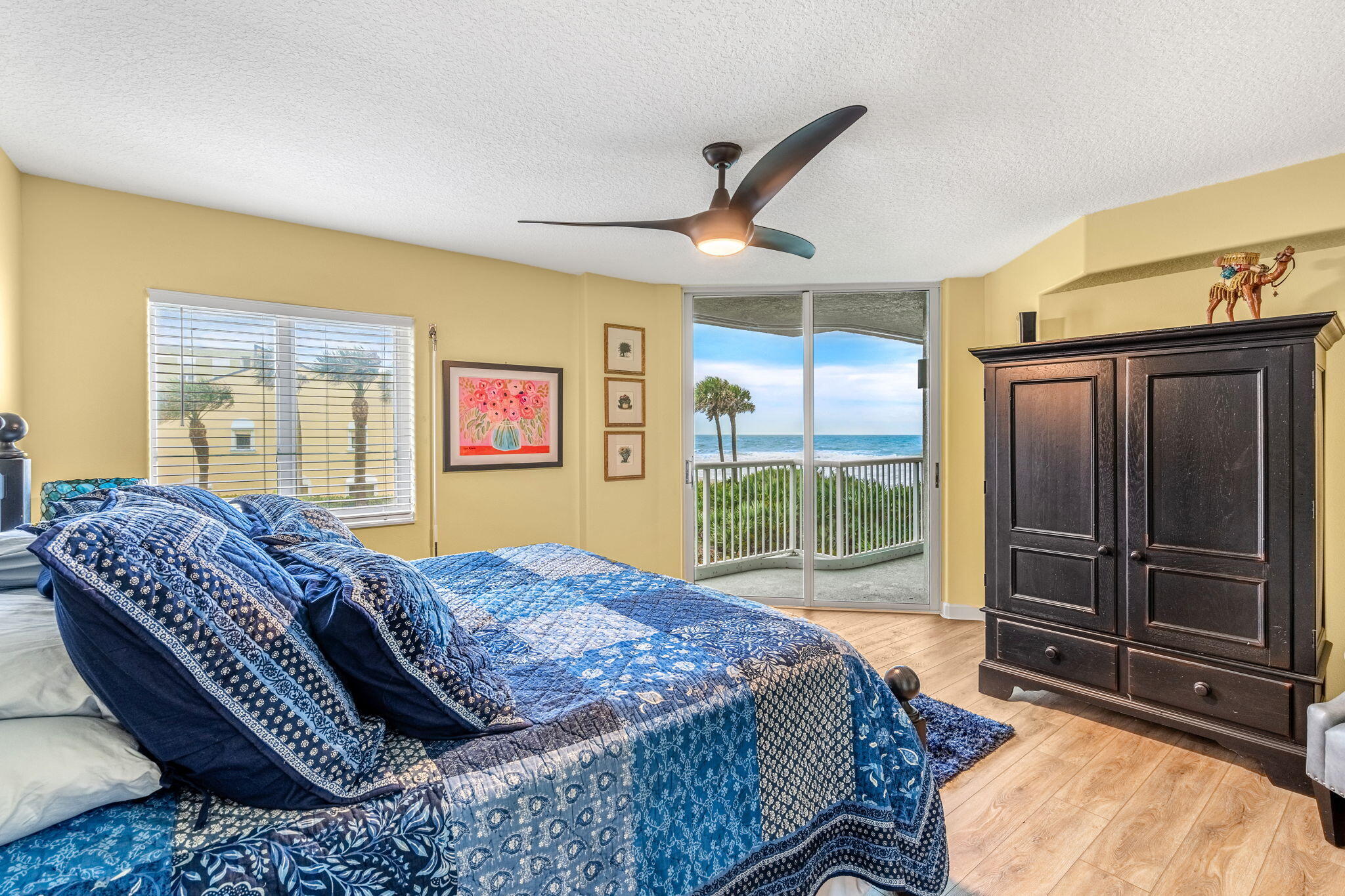 275 Highway A1a, 201