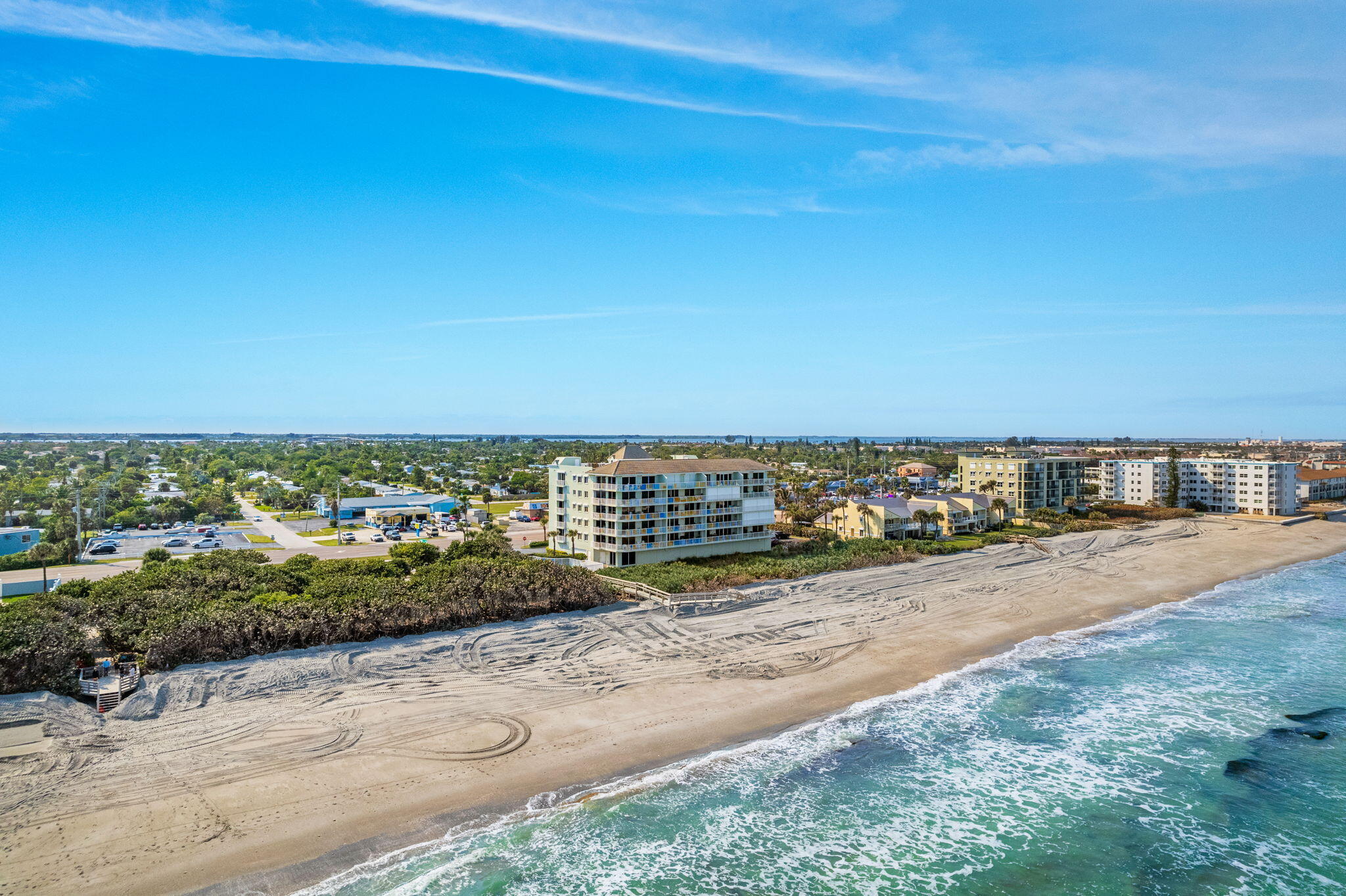 275 Highway A1a, 201
