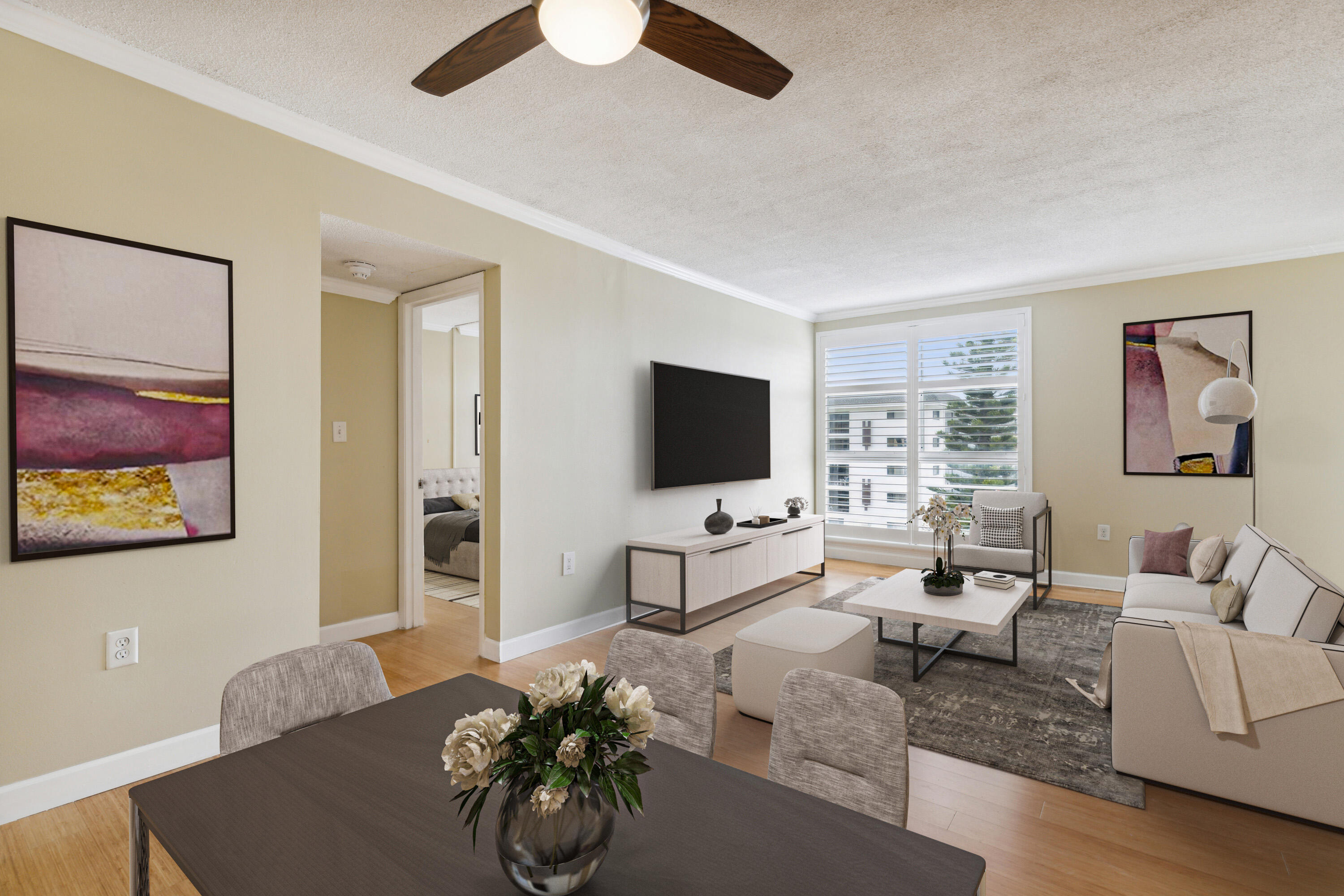4700 Ocean Beach Boulevard, 406