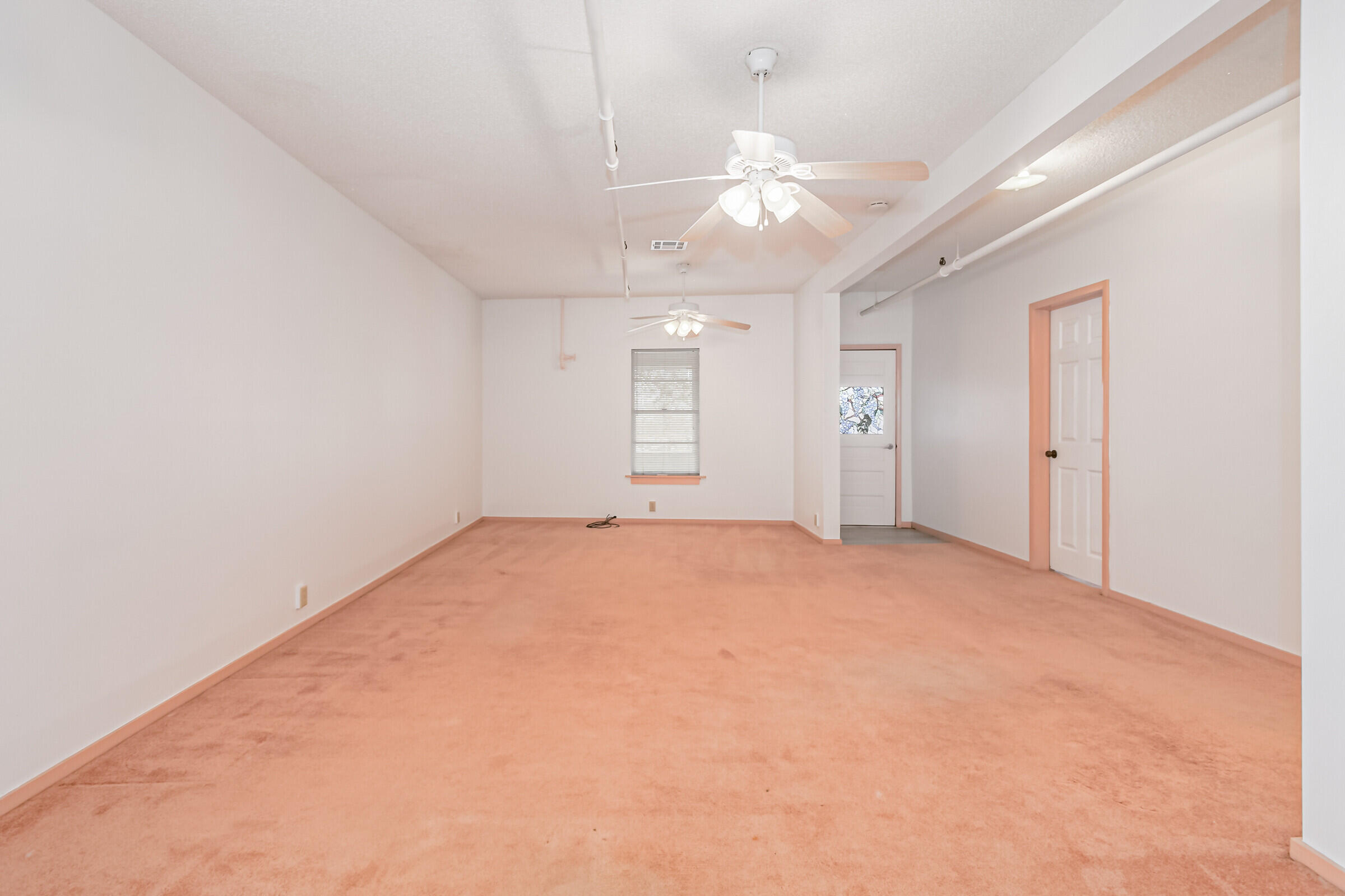 917 E New Haven Avenue, W
