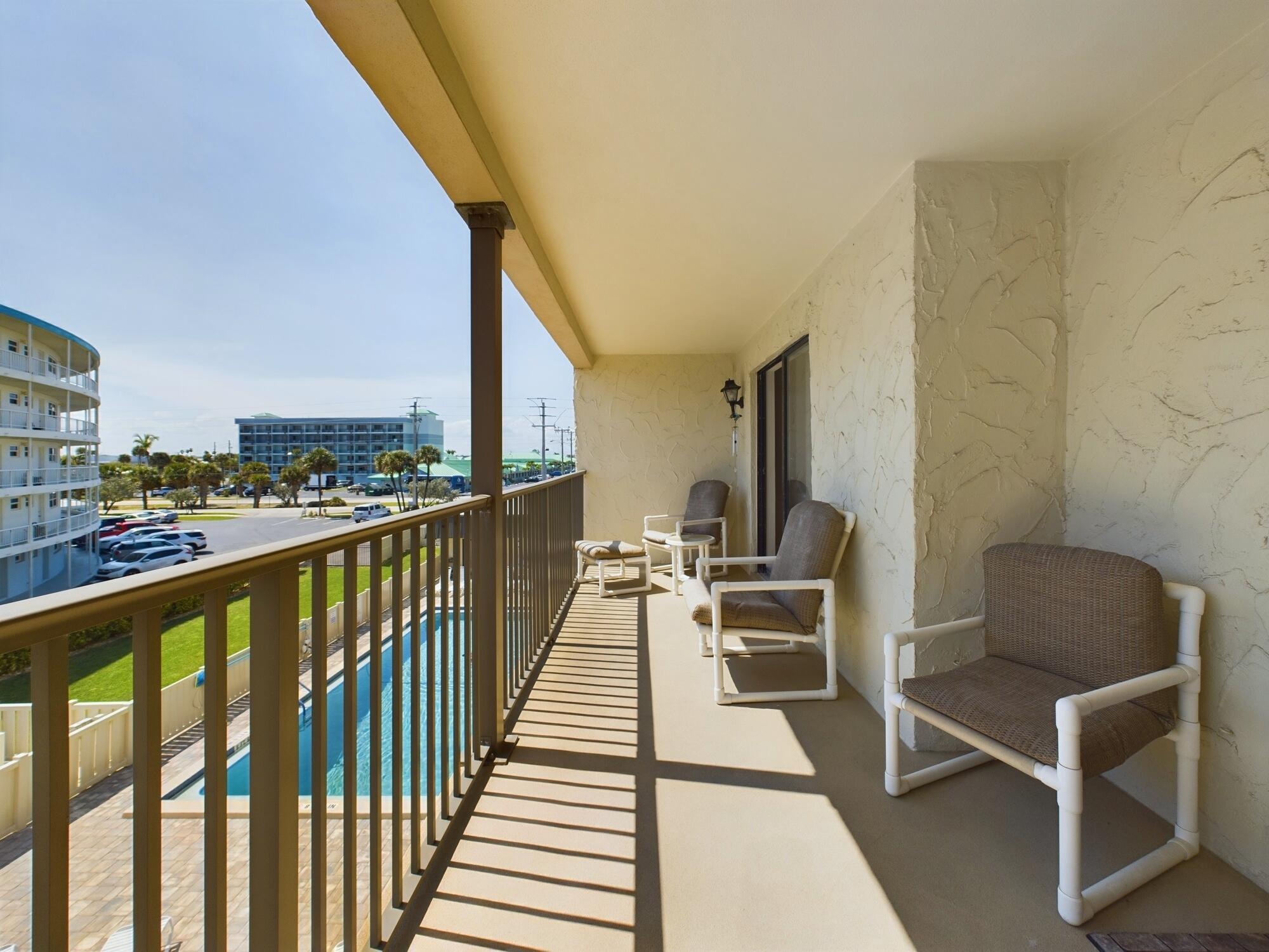 4100 Ocean Beach Boulevard, 307