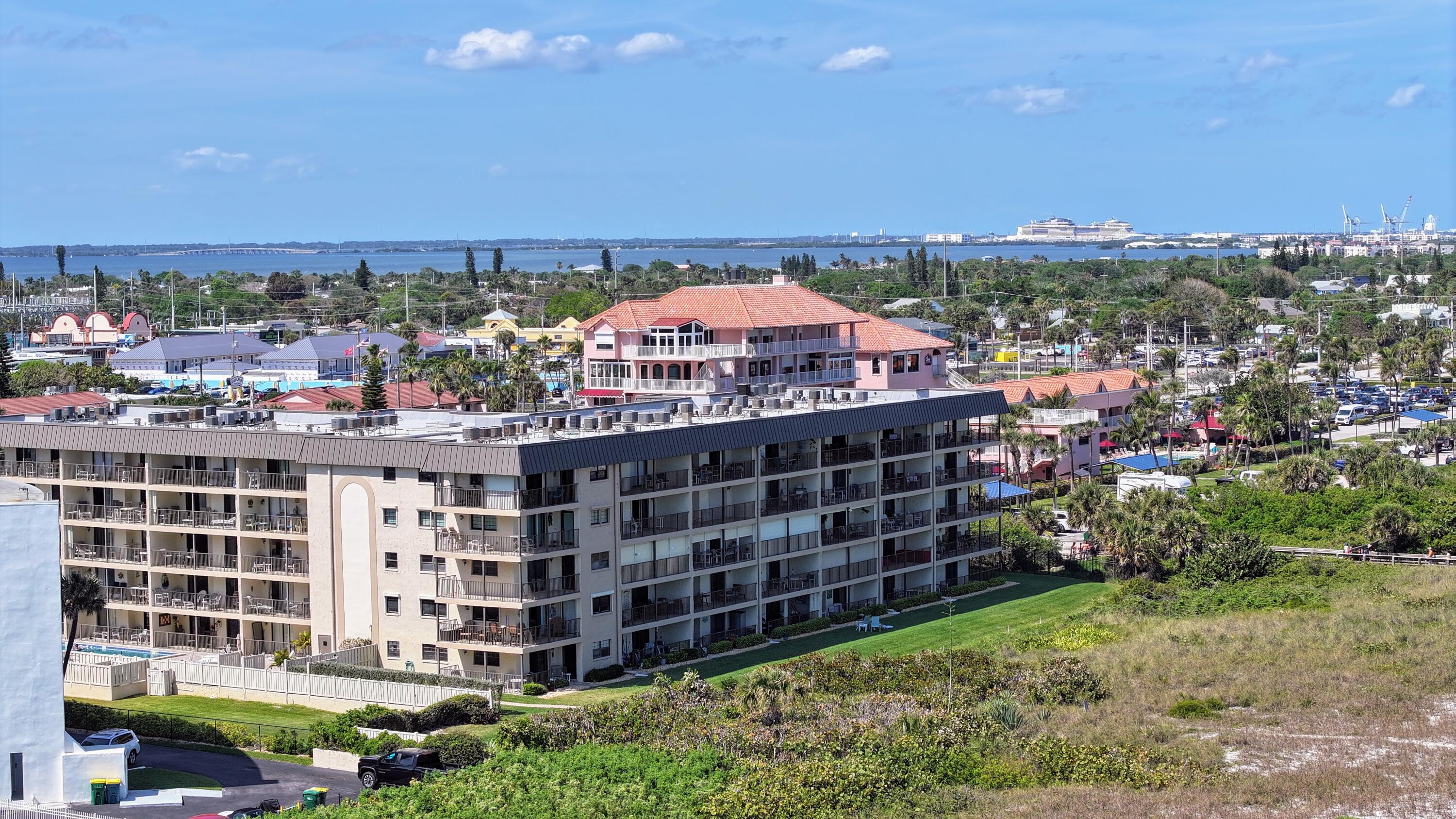 4100 Ocean Beach Boulevard, 307