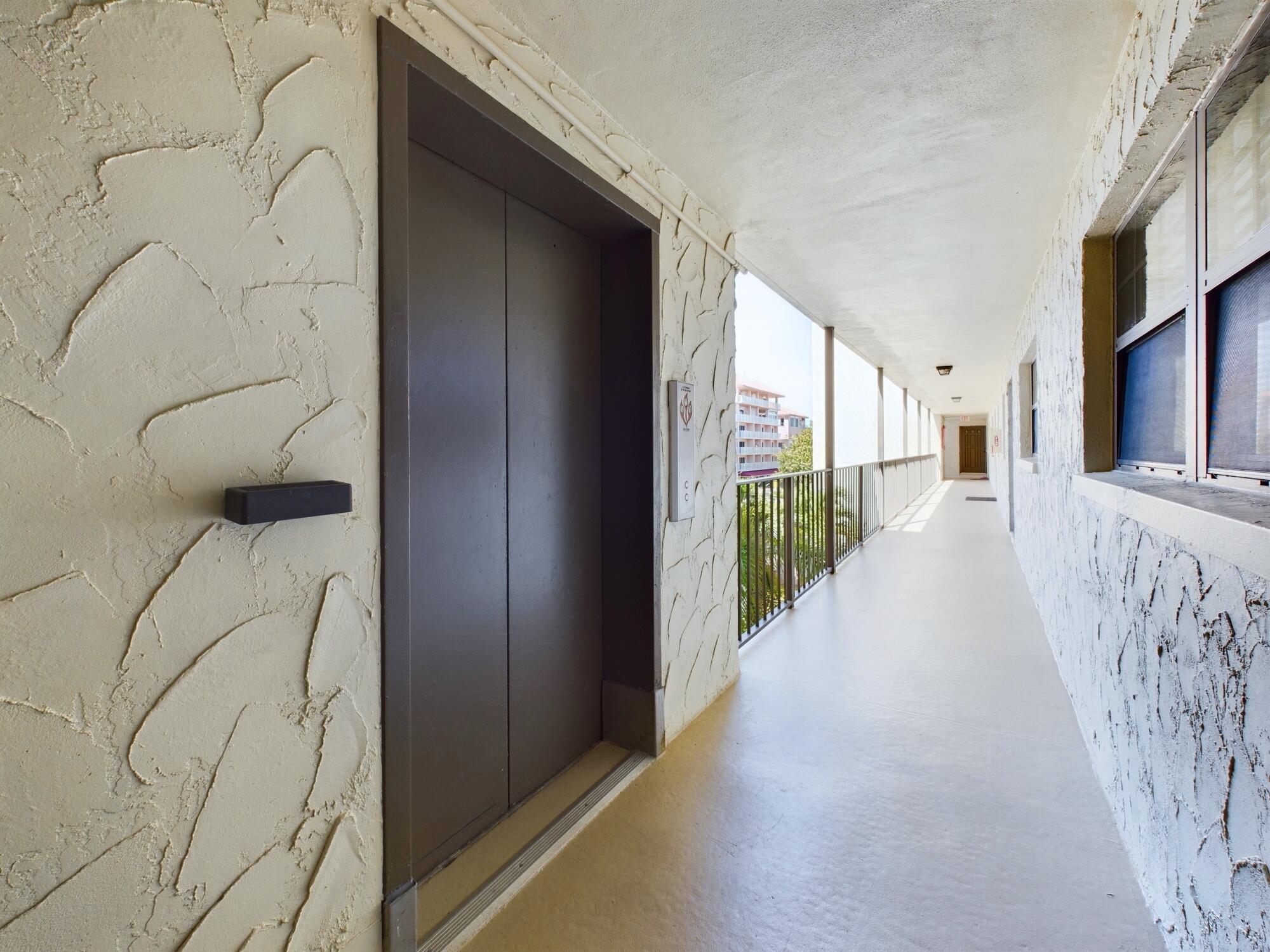 4100 Ocean Beach Boulevard, 307