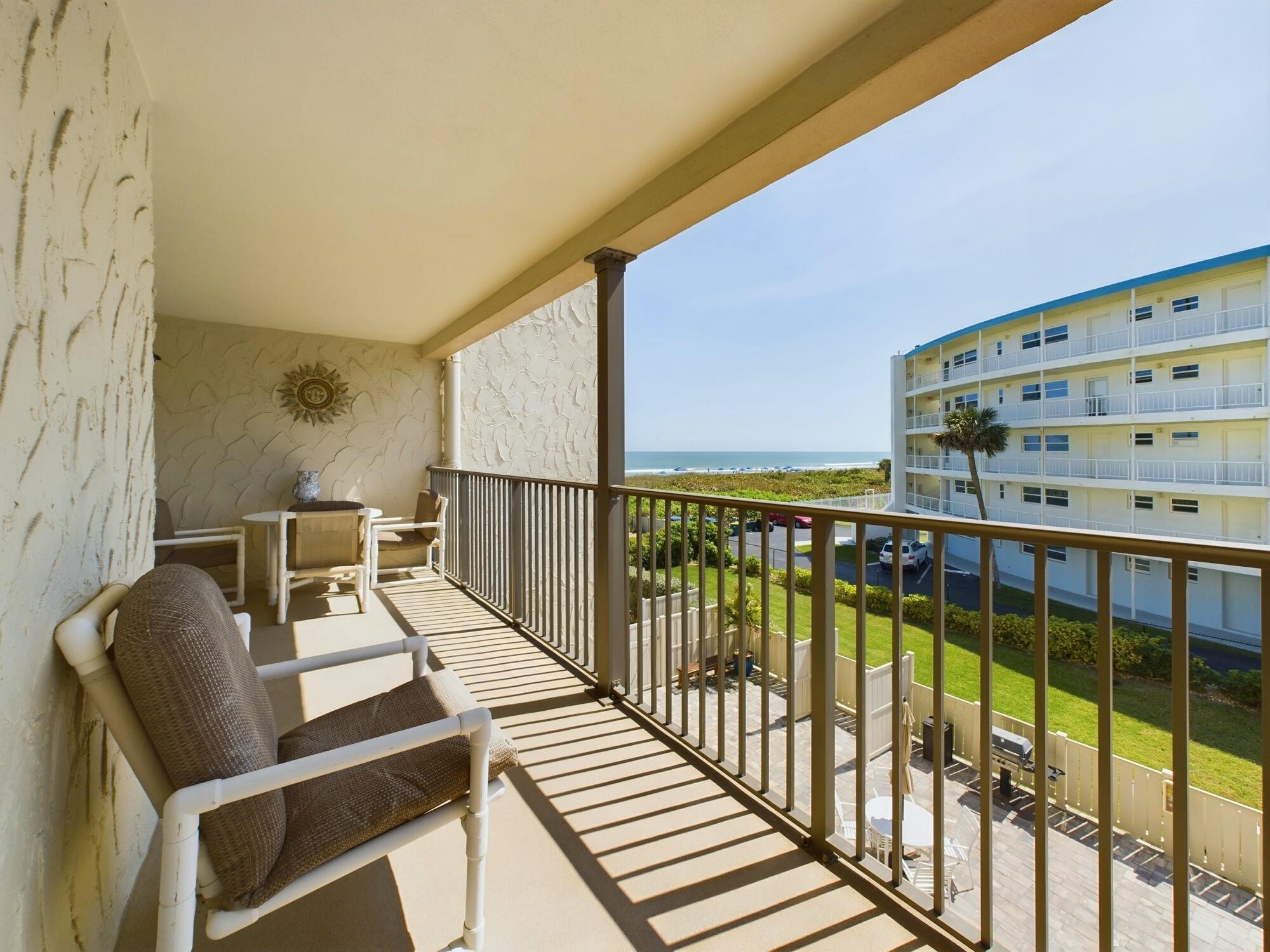 4100 Ocean Beach Boulevard, 307