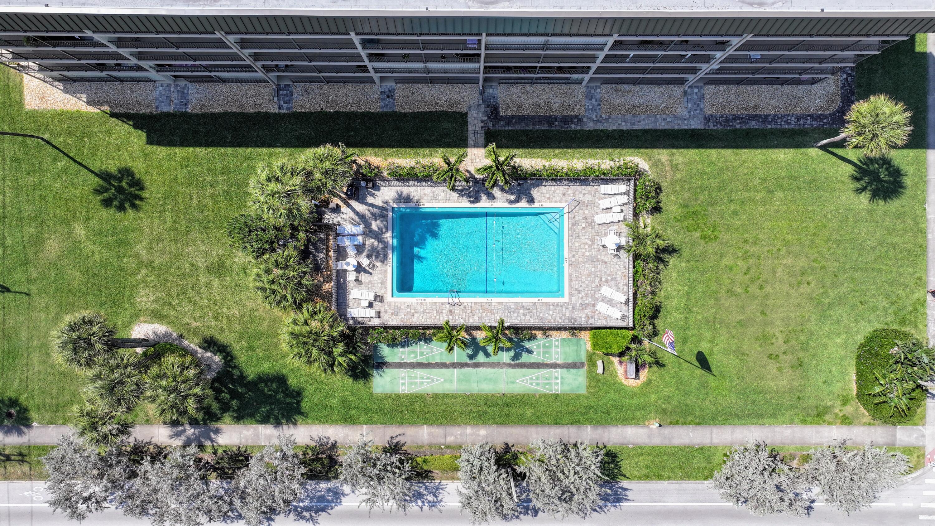 4100 Ocean Beach Boulevard, 307