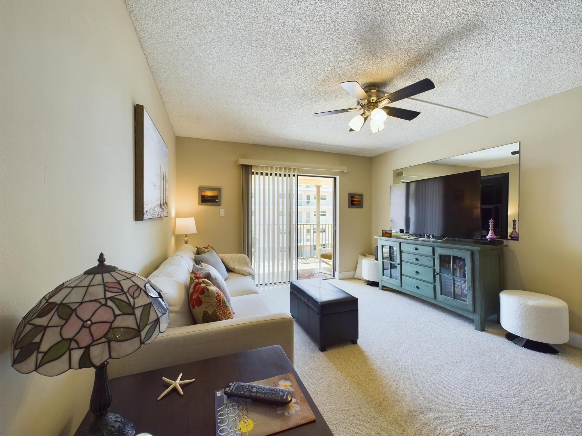 4100 Ocean Beach Boulevard, 307