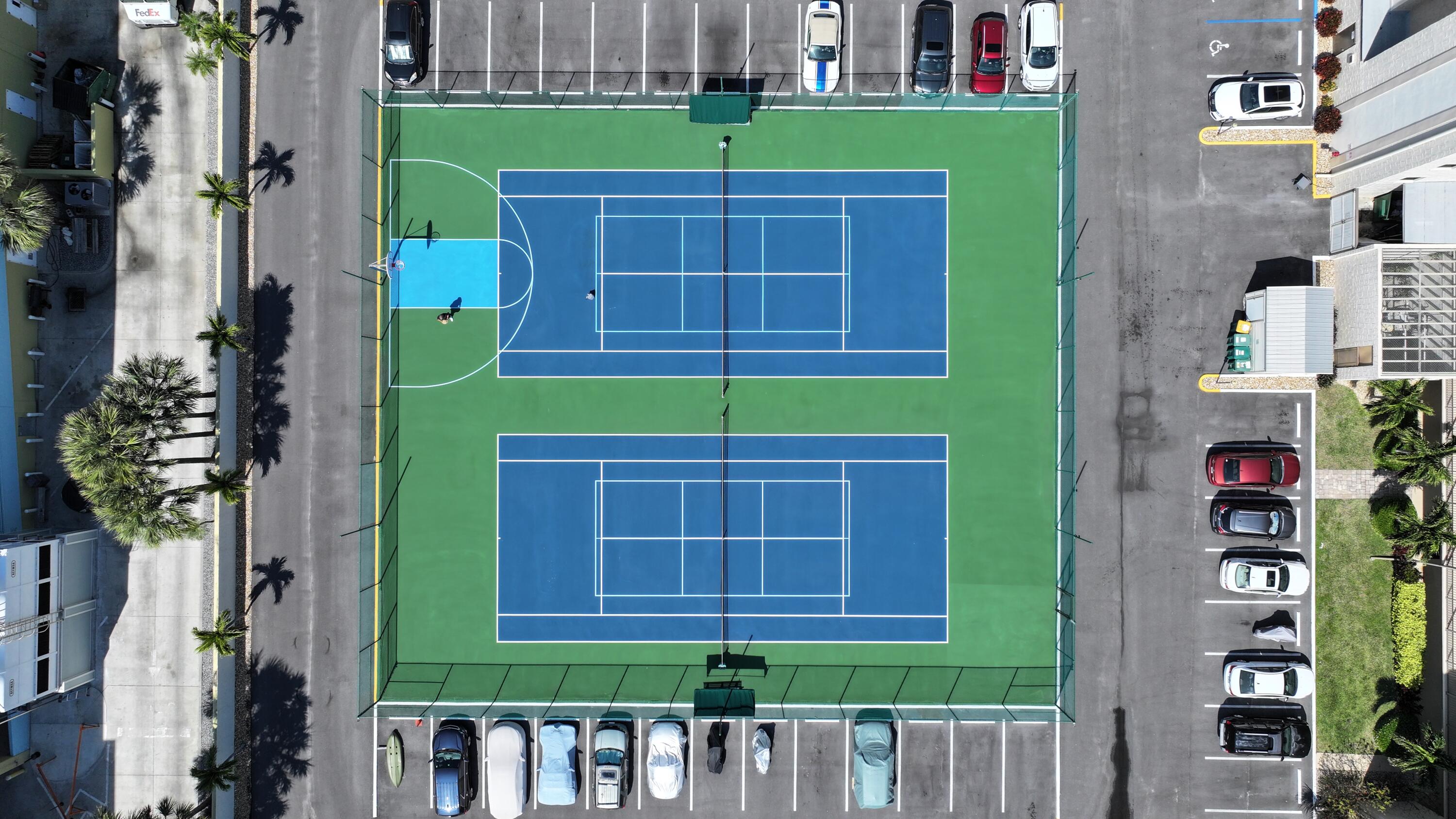 4100 Ocean Beach Boulevard, 307