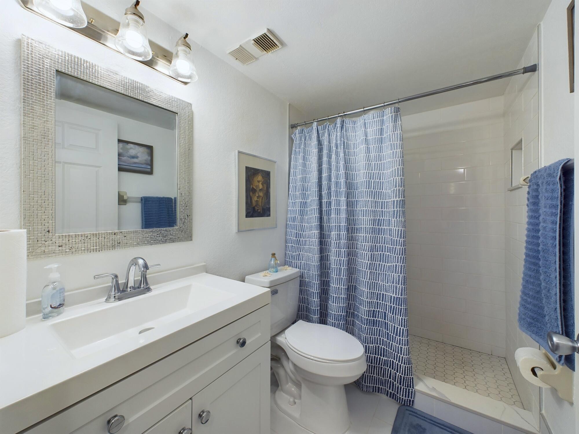 4100 Ocean Beach Boulevard, 307