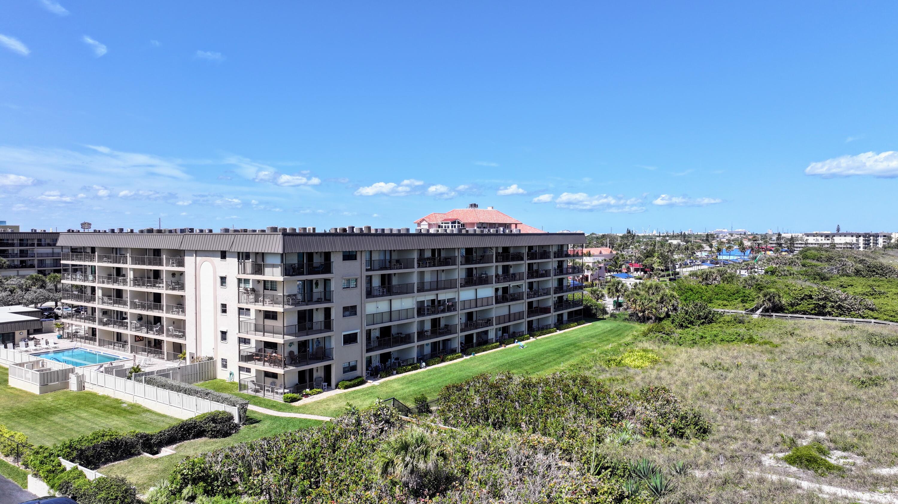 4100 Ocean Beach Boulevard, 307