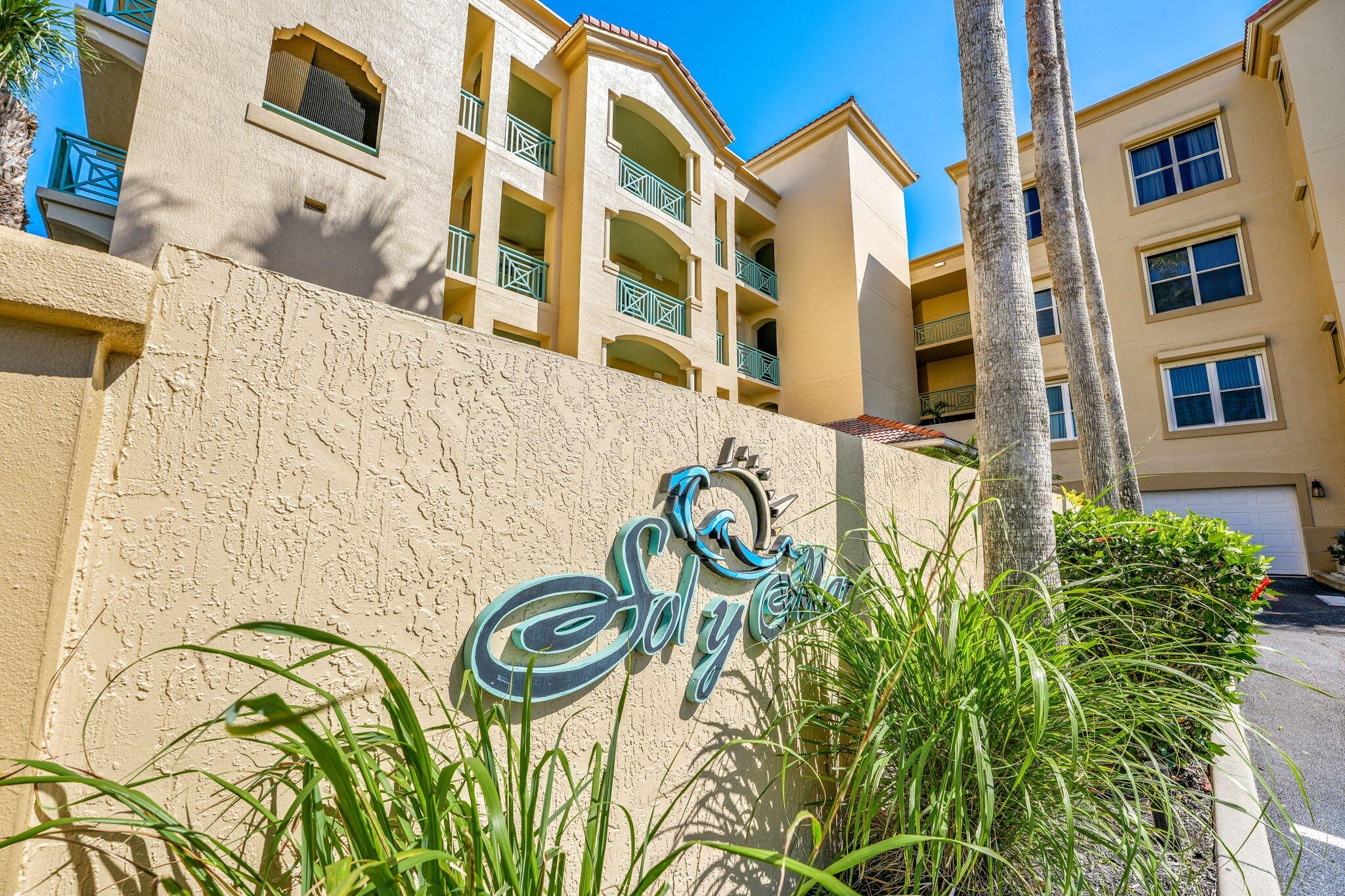 1431 S Atlantic Avenue, 203