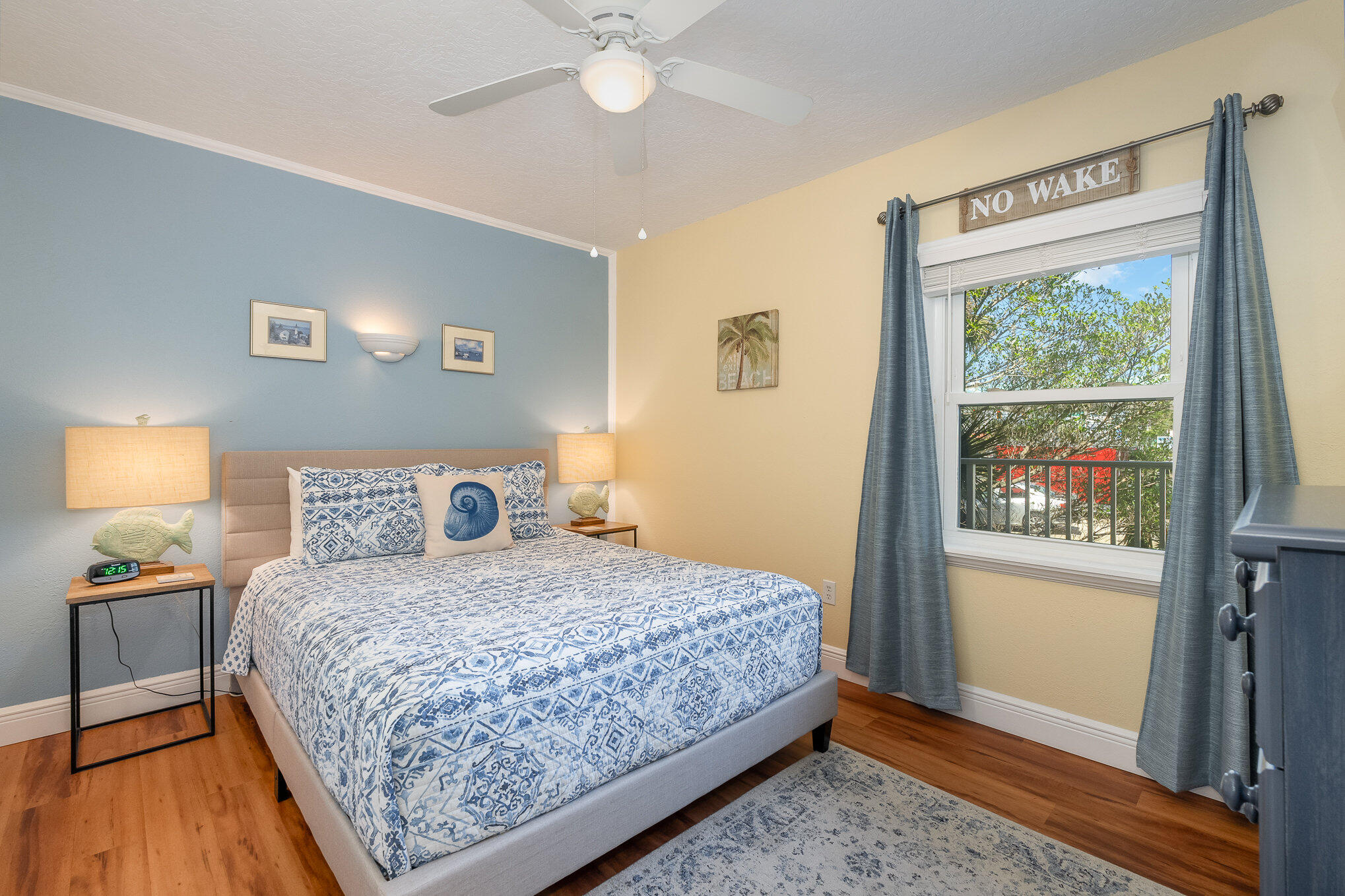 1209 E New Haven Avenue, 304