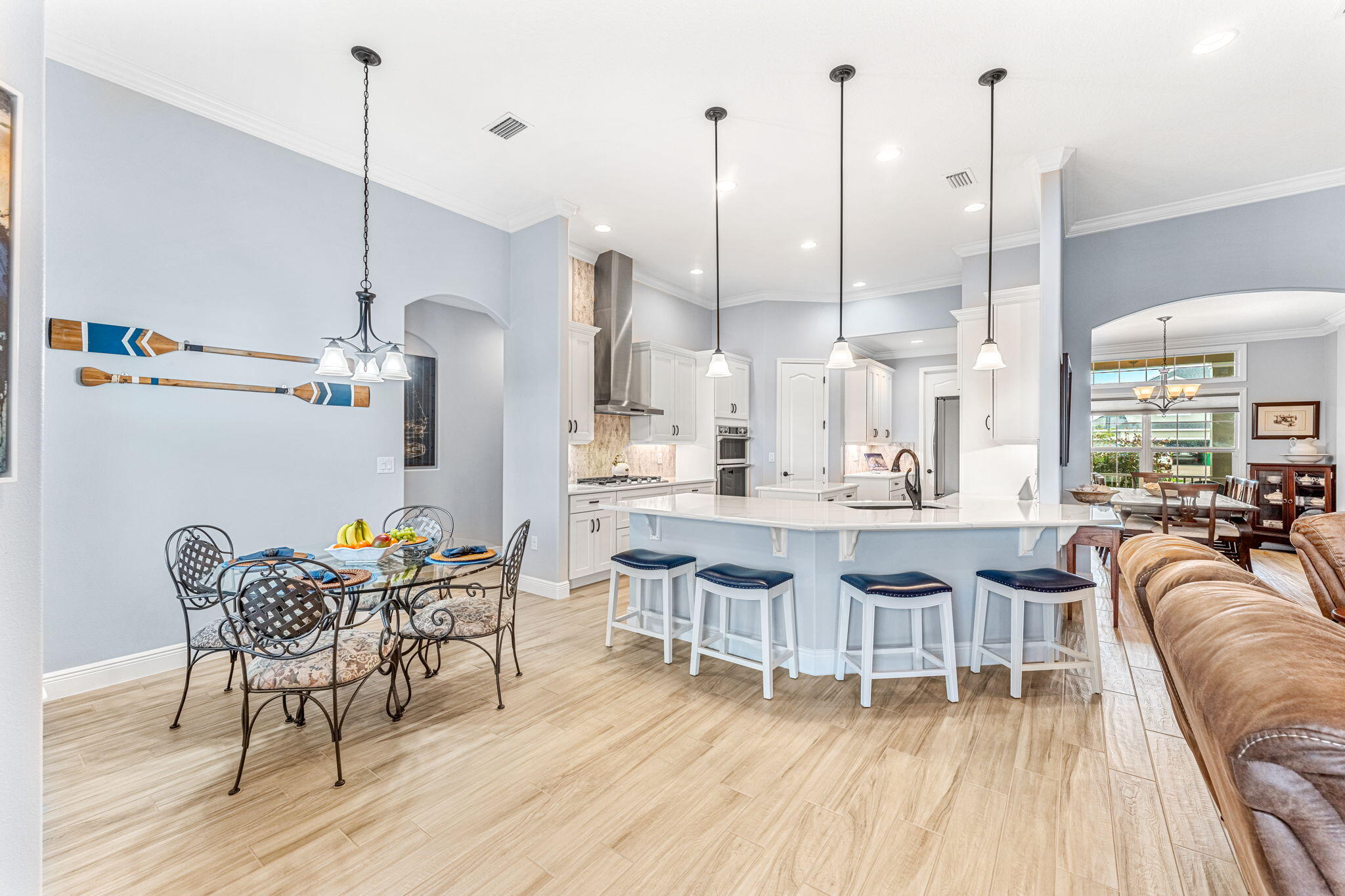 8161 Paragrass Avenue