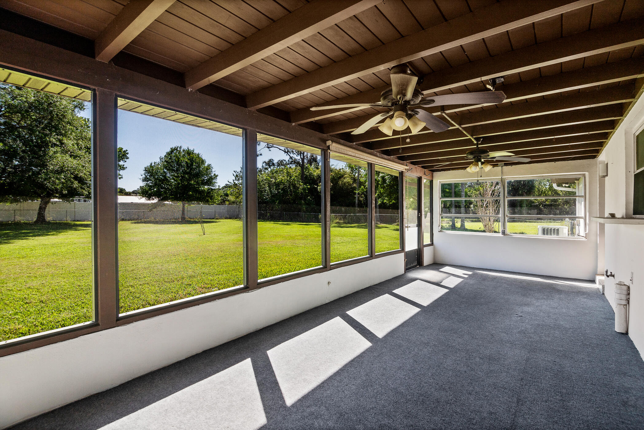 2555 Lake Crest Boulevard