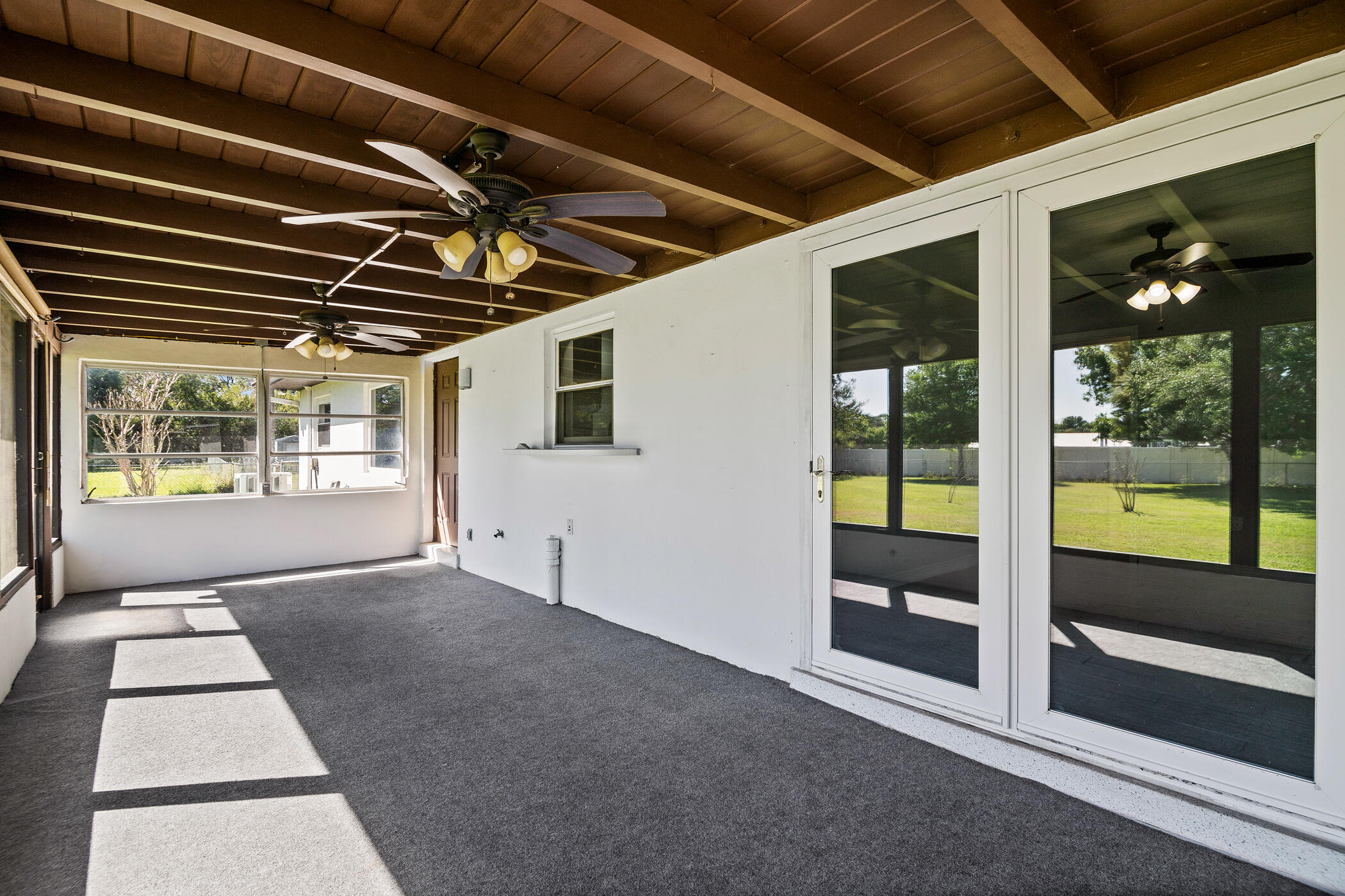 2555 Lake Crest Boulevard