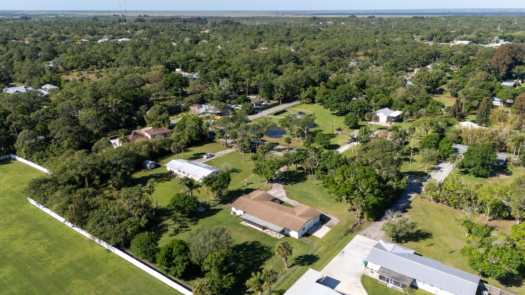 2555 Lake Crest Boulevard