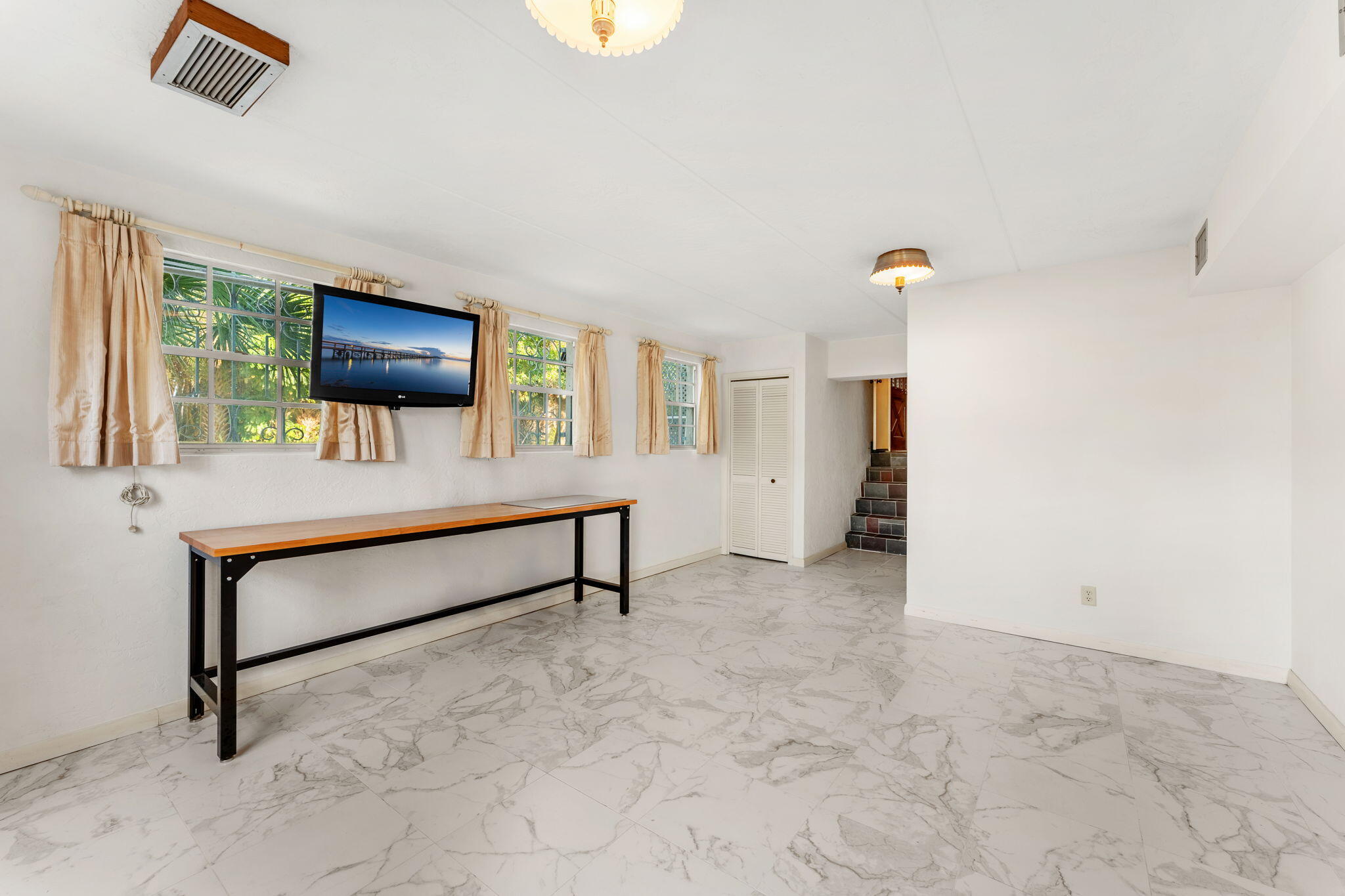 2801 Dorsey Place