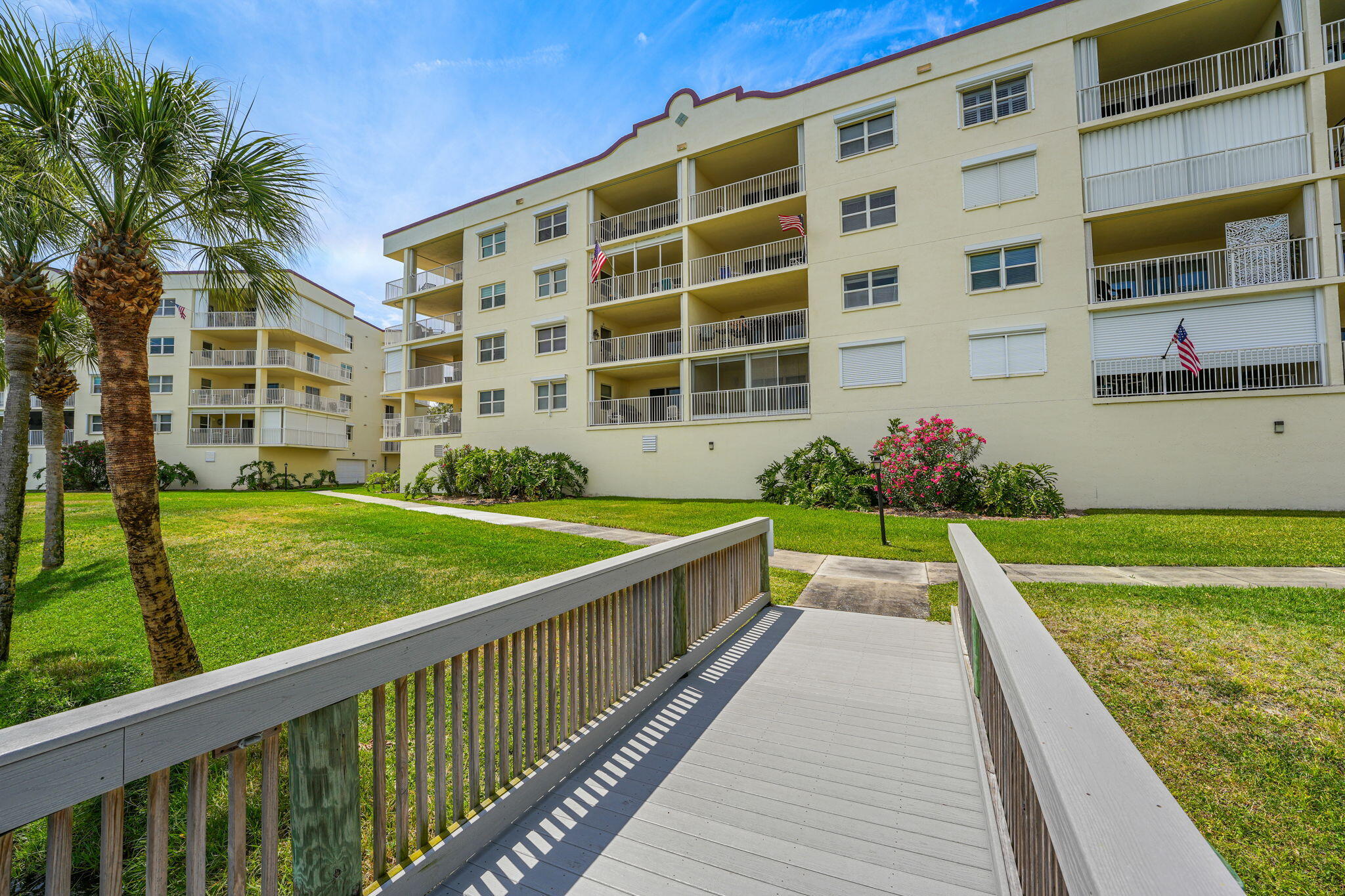 8921 Lake Drive, B404