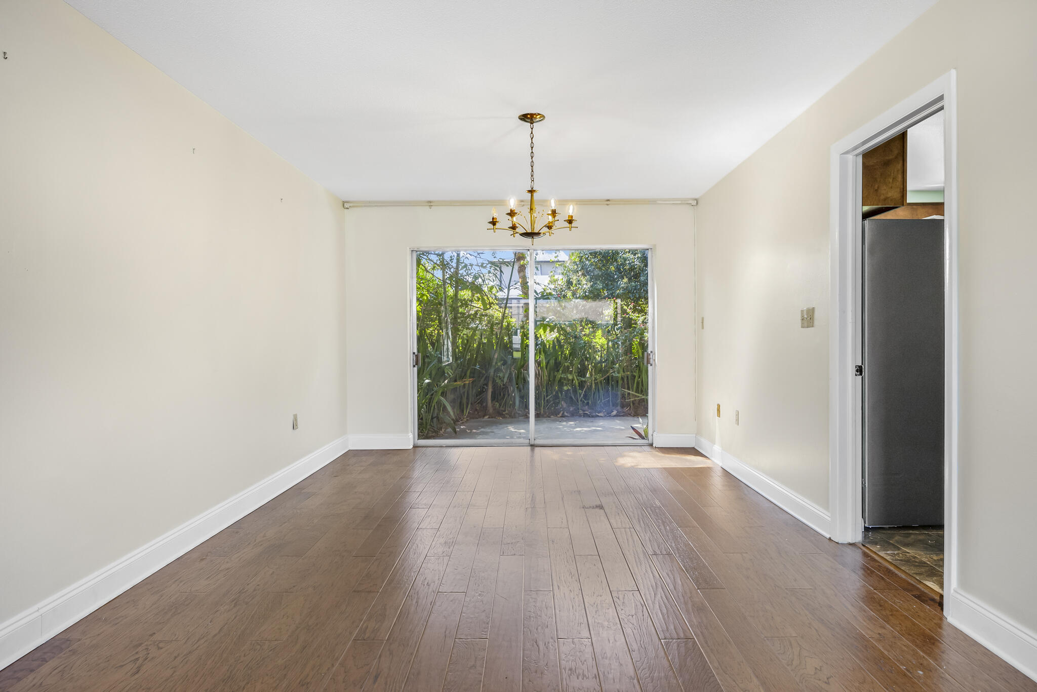 455 Pine Boulevard