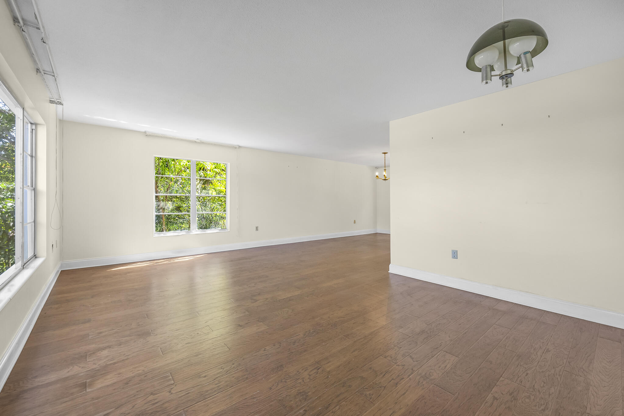 455 Pine Boulevard