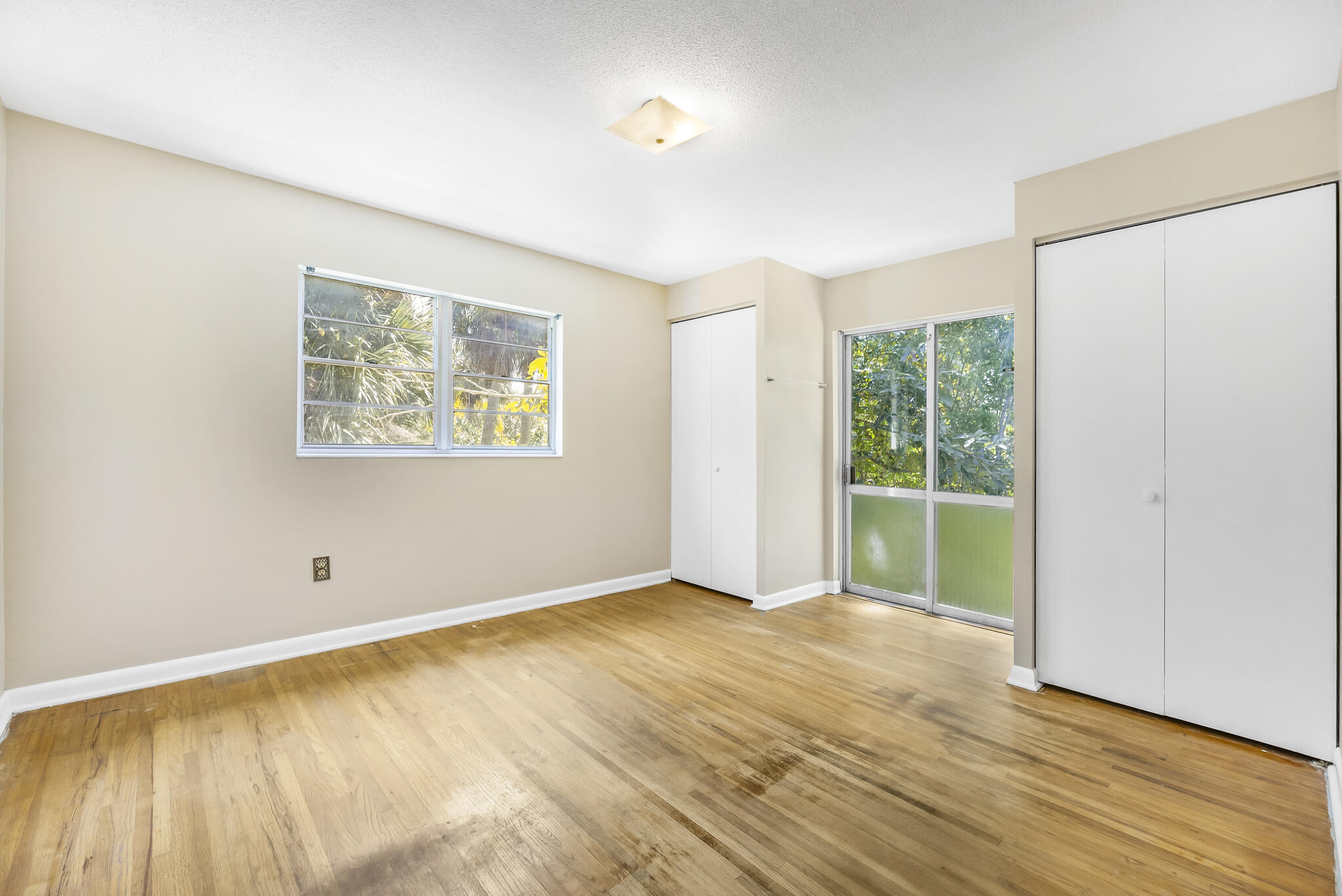 455 Pine Boulevard