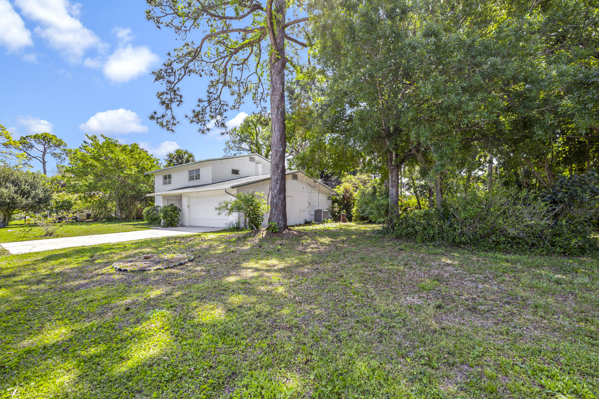 455 Pine Boulevard