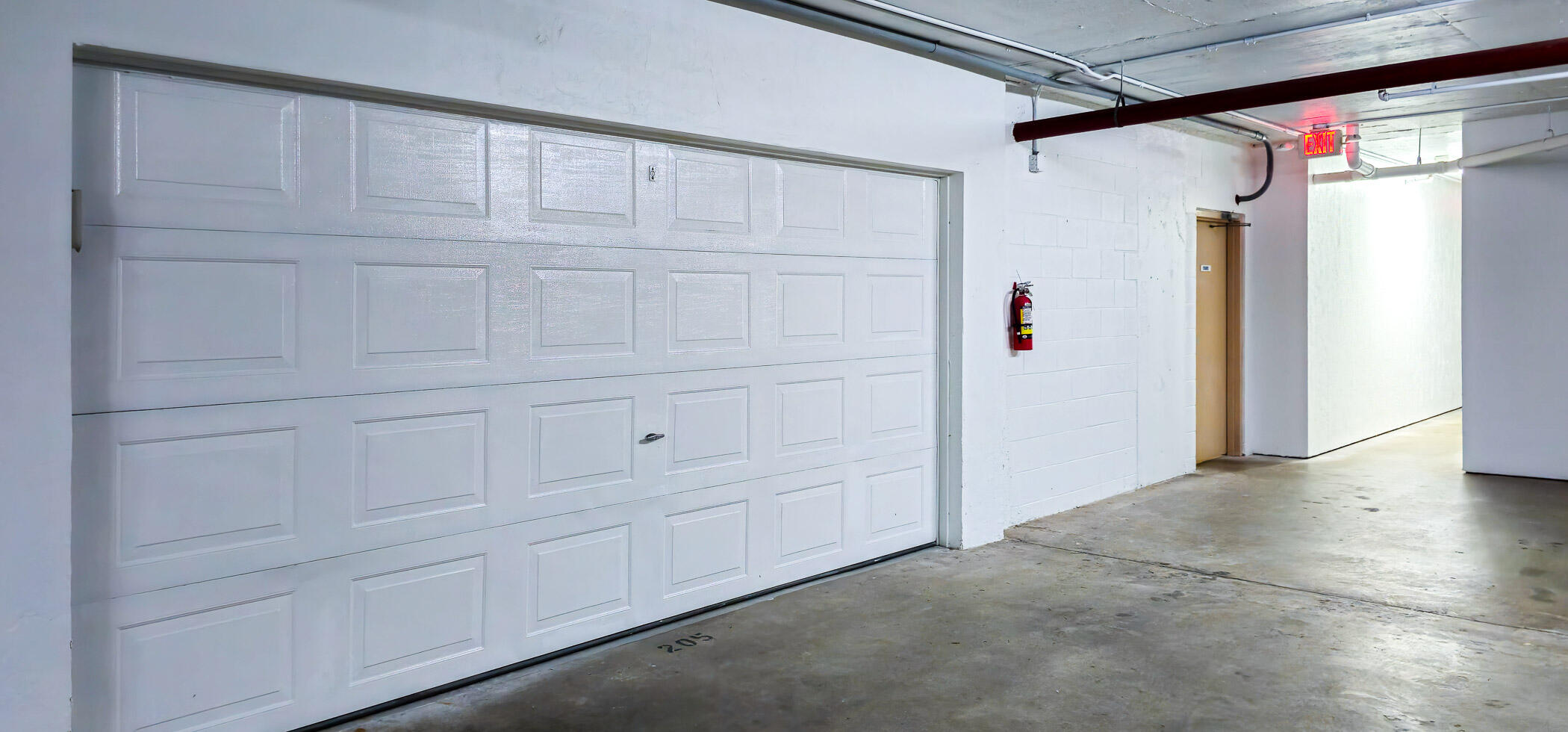 606 Shorewood Drive, C205