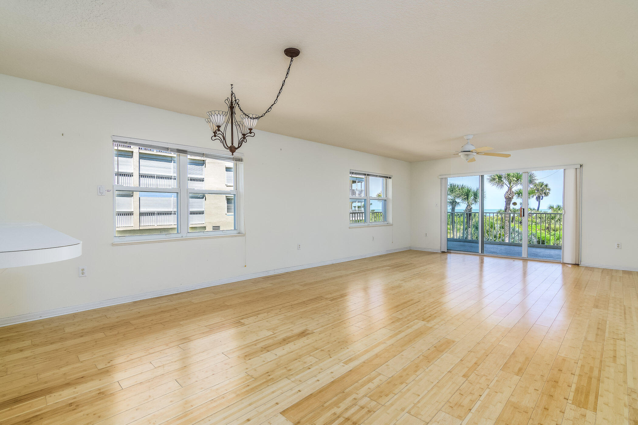 606 Shorewood Drive, C205