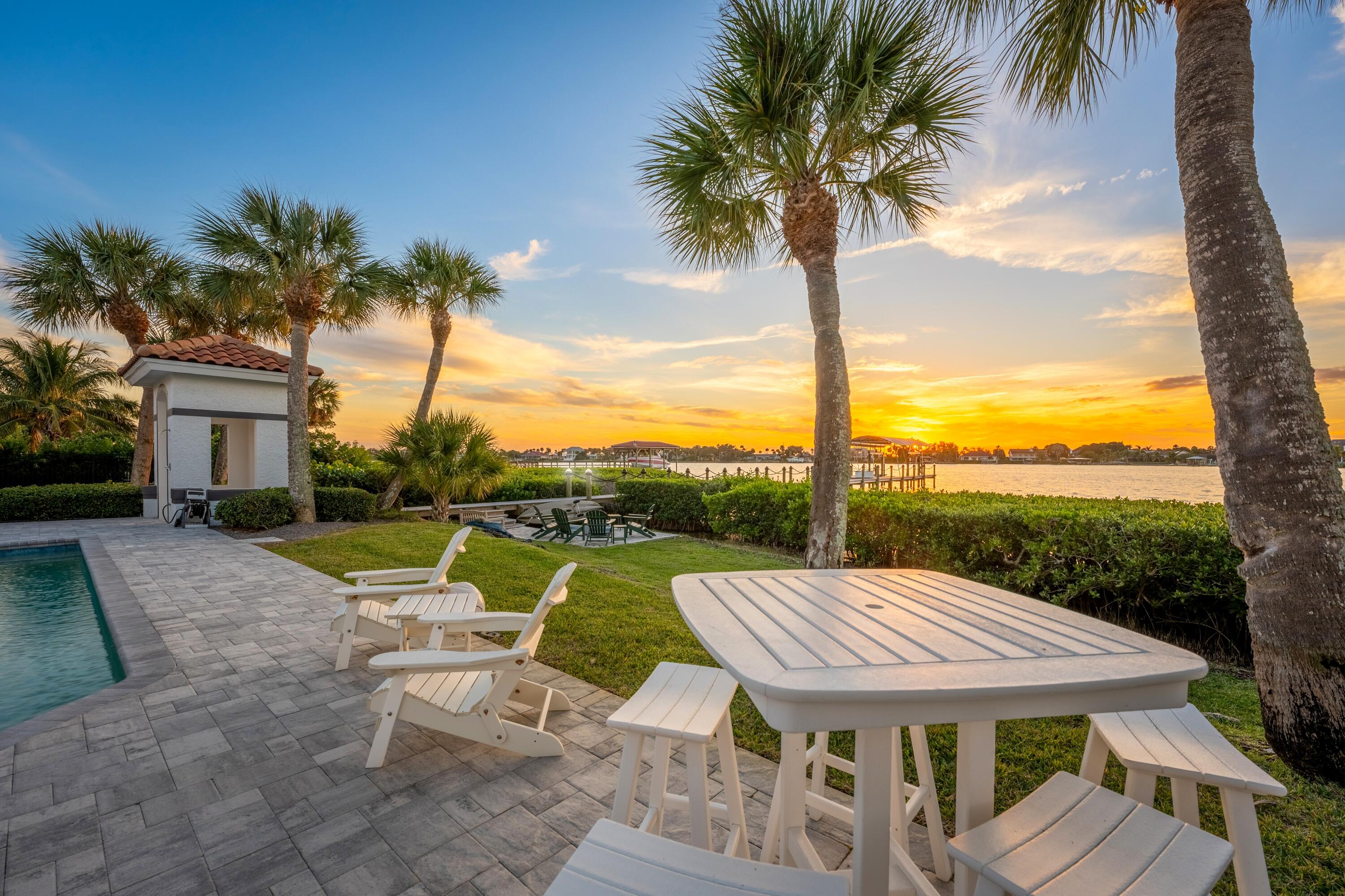 125 Lansing Island Drive