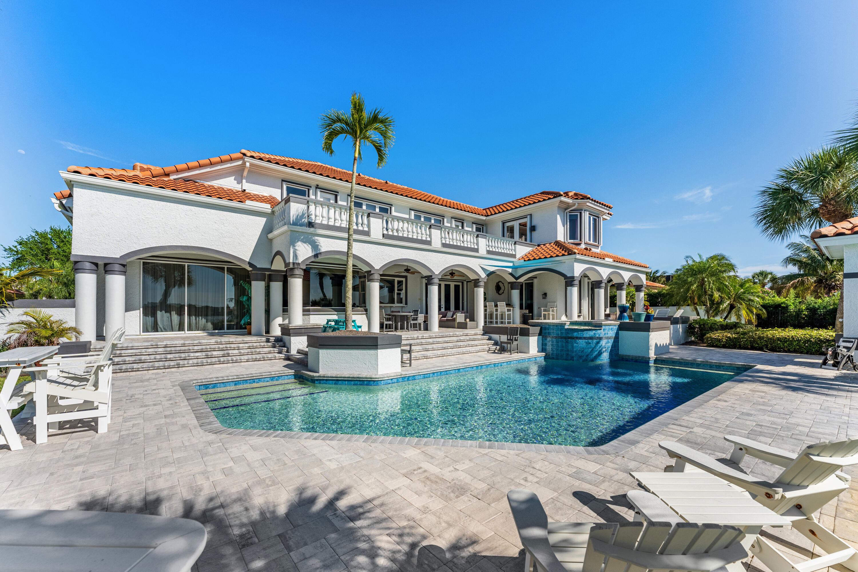 125 Lansing Island Drive