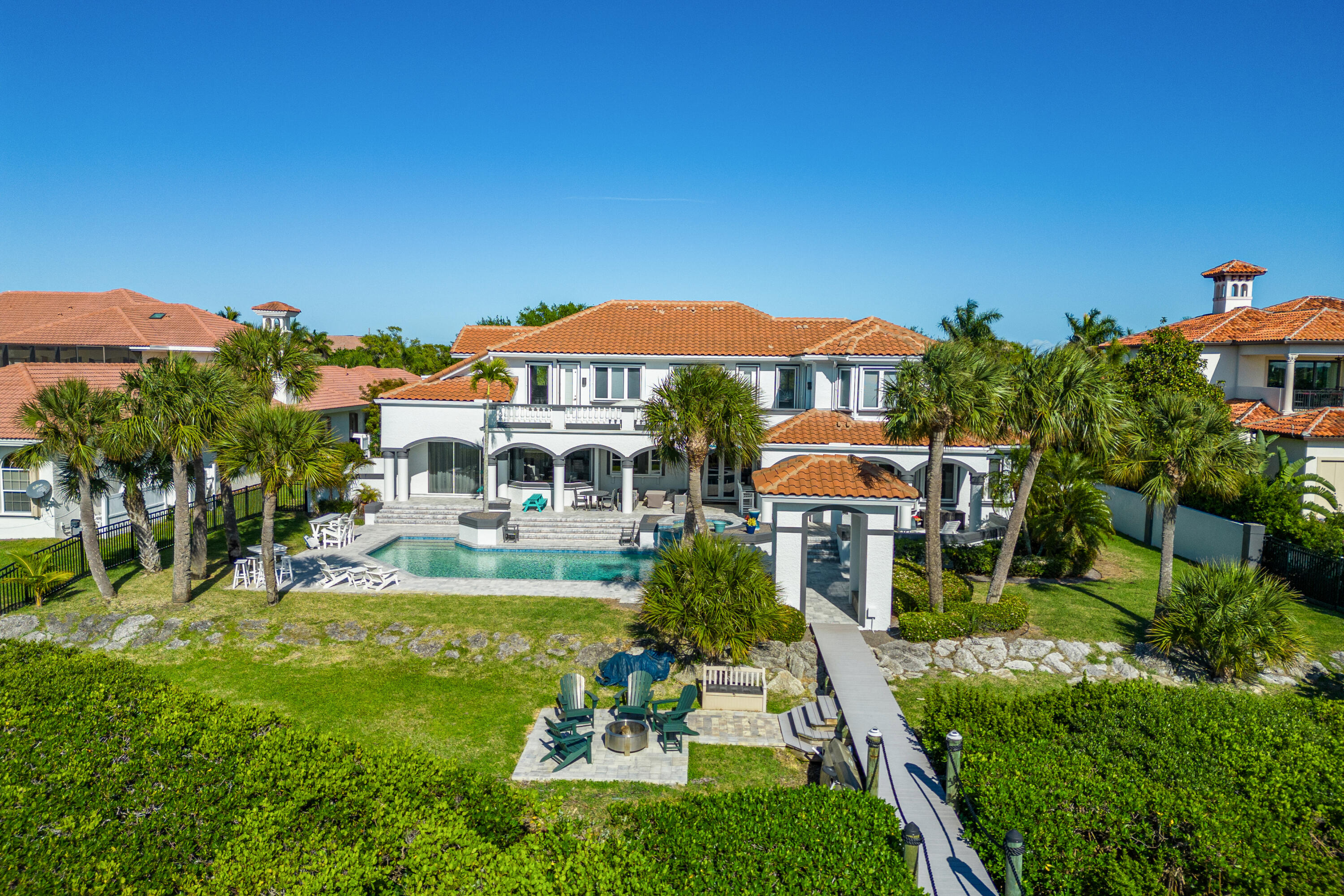 125 Lansing Island Drive