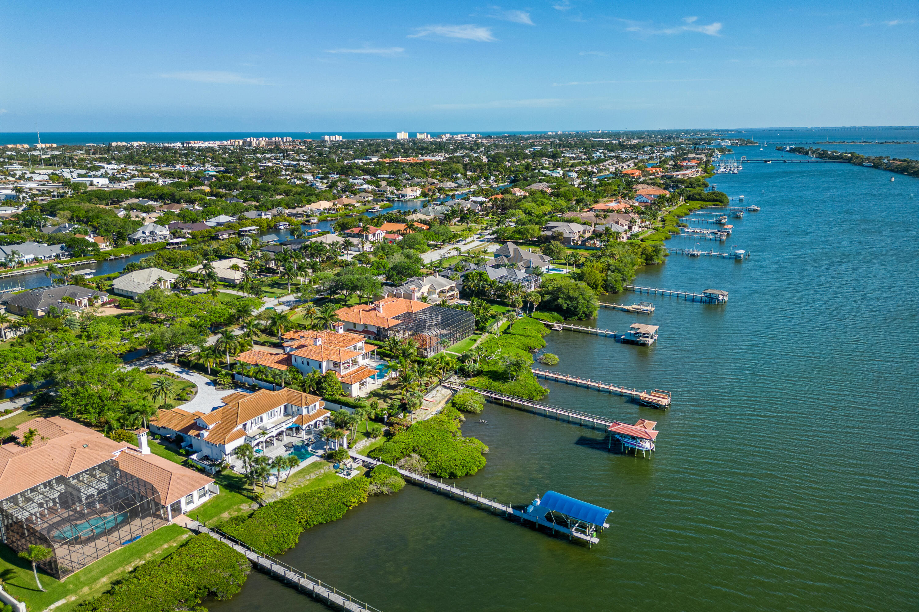 125 Lansing Island Drive