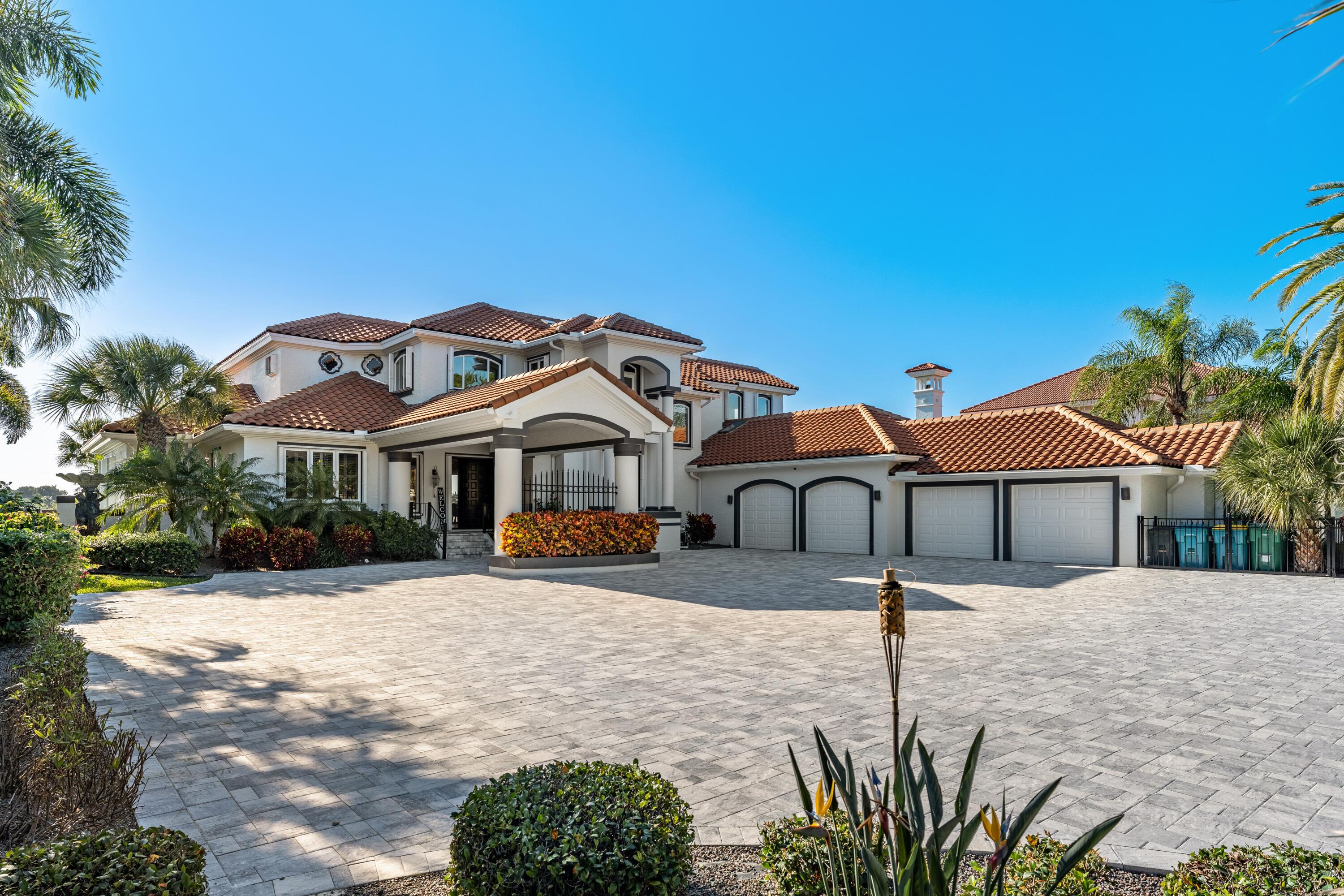 125 Lansing Island Drive