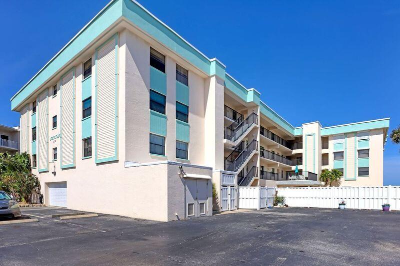 505 N Miramar Avenue, 208