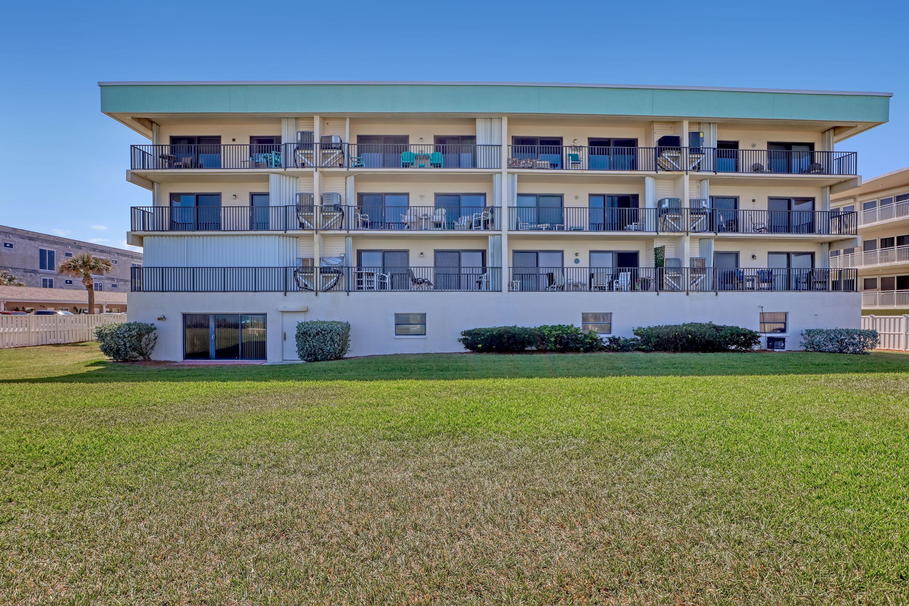 505 N Miramar Avenue, 208