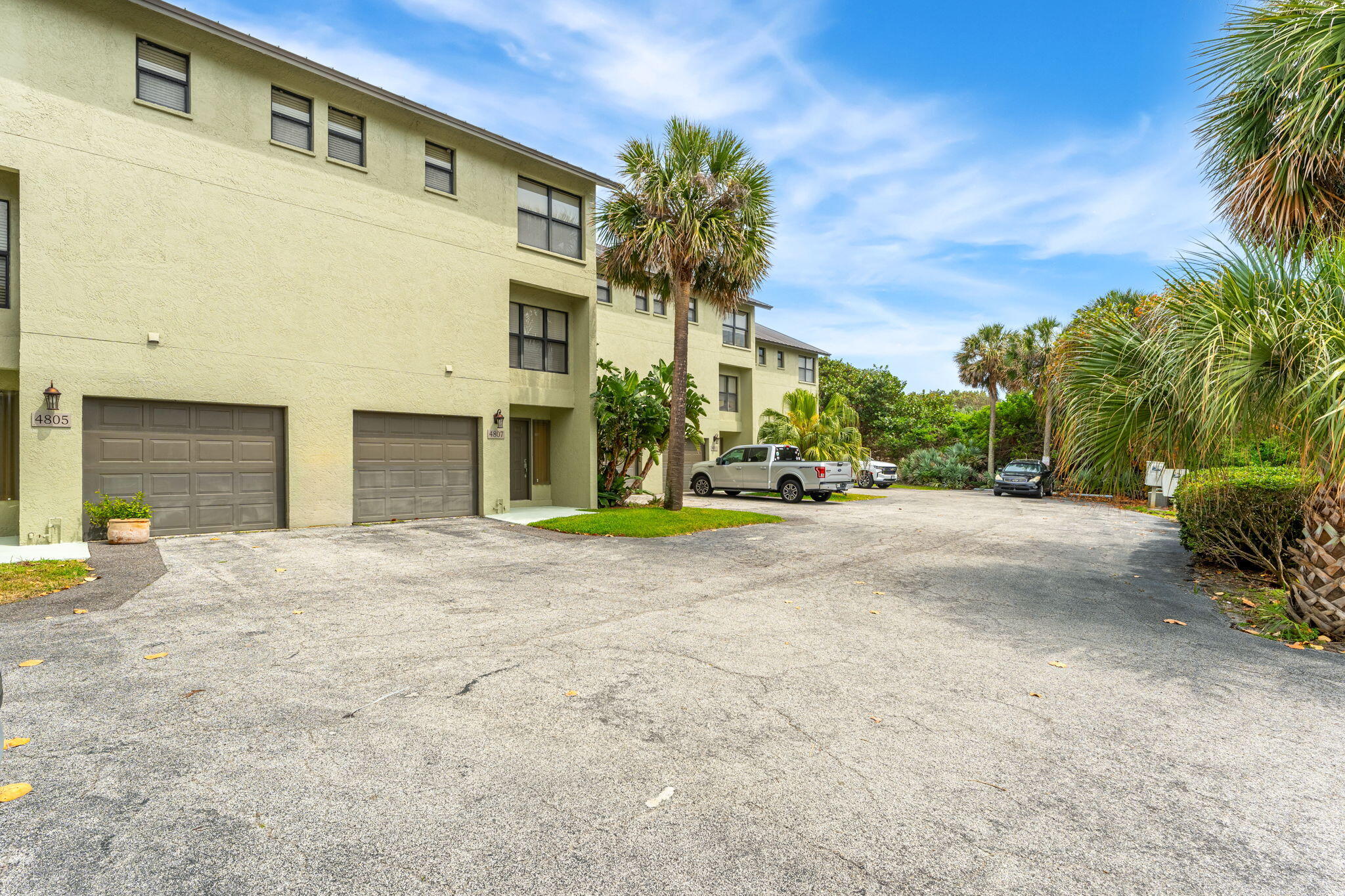 4813 S Highway A1a, 105